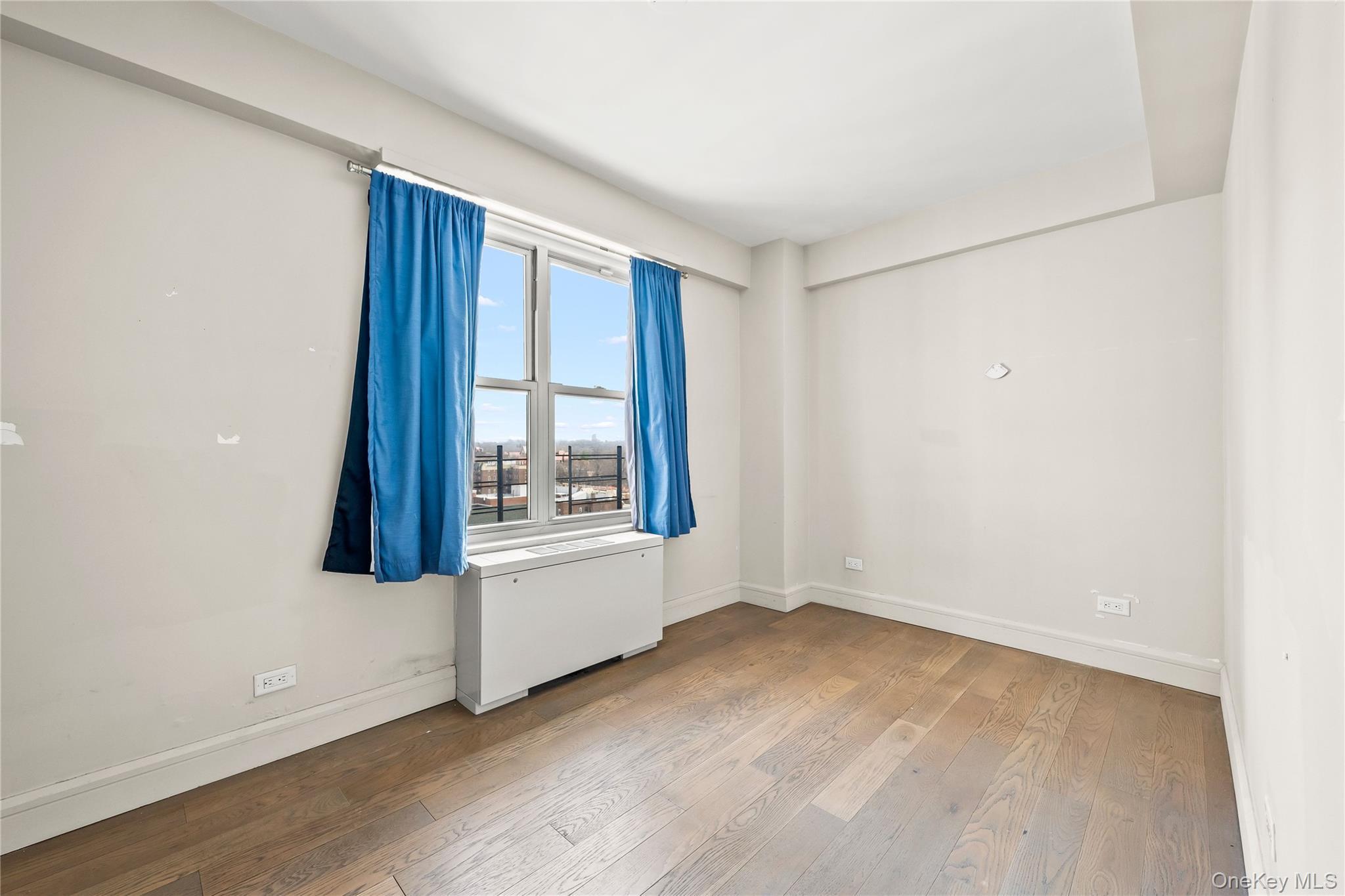 Coop Queens  Queens, NY 11375, MLS-975079-9