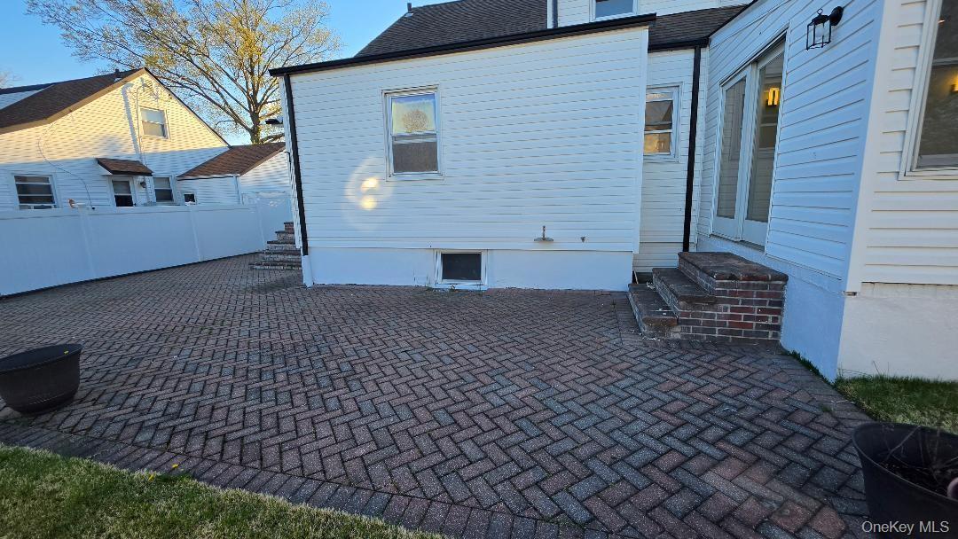 Single Family Paul  Nassau County, NY 11510, MLS-975102-45
