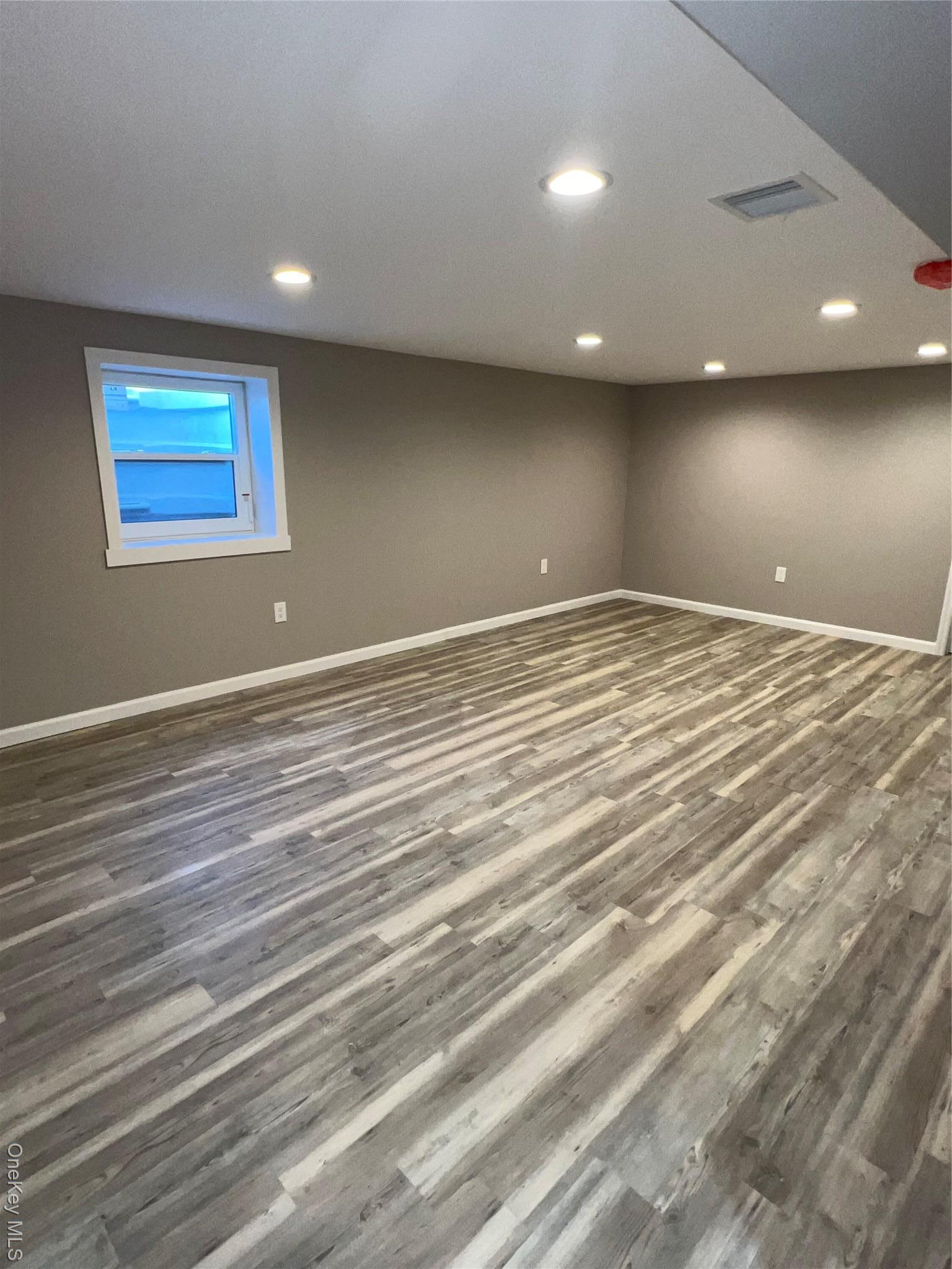 Single Family Eisenhower Orange County, NY 10940, MLS-975115-10