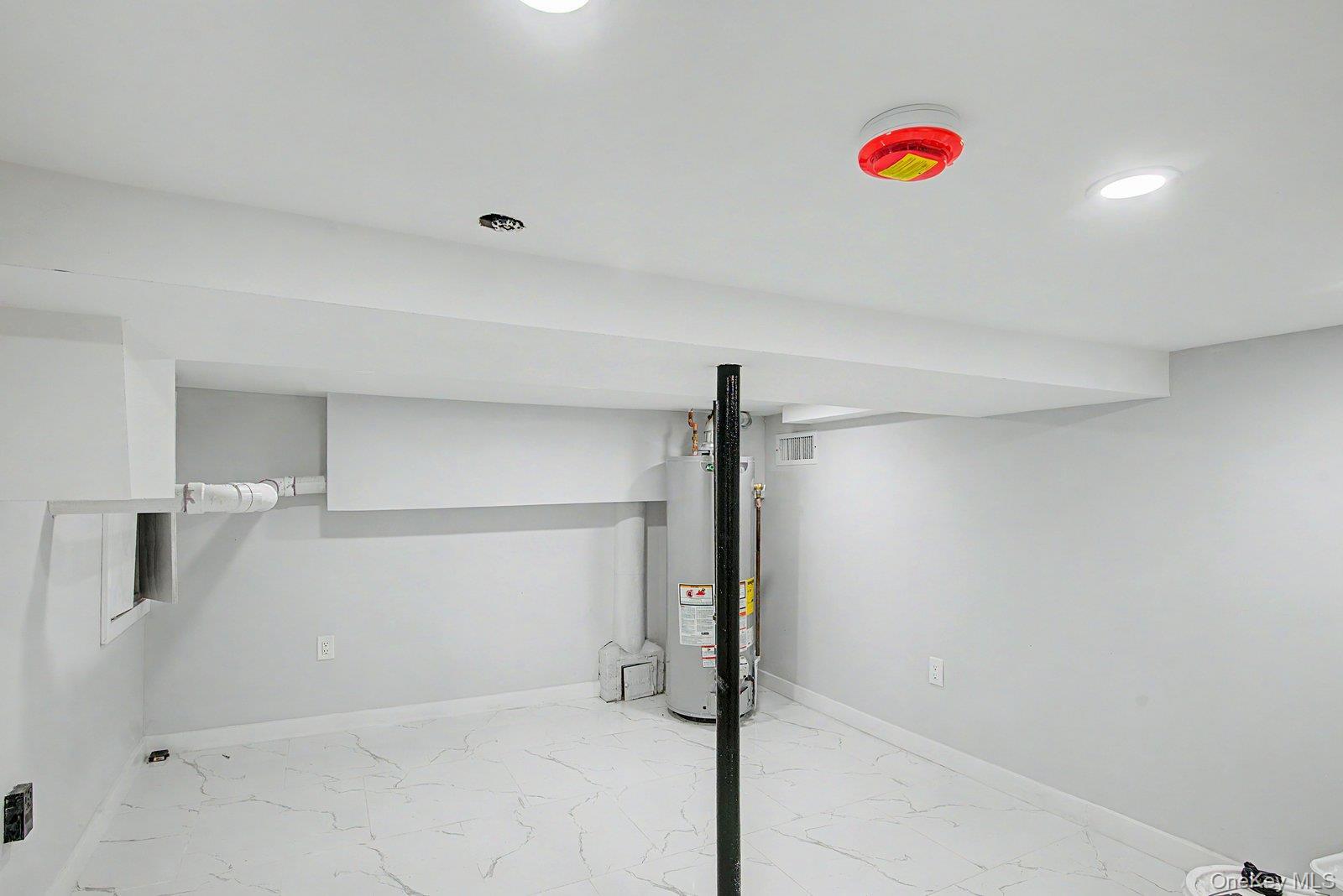 Single Family West Side  Suffolk County, NY 11706, MLS-975135-25