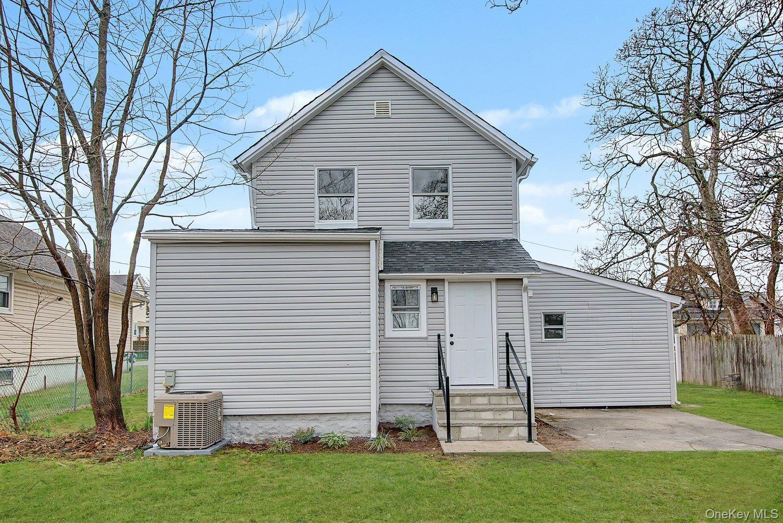 Single Family West Side  Suffolk County, NY 11706, MLS-975135-26