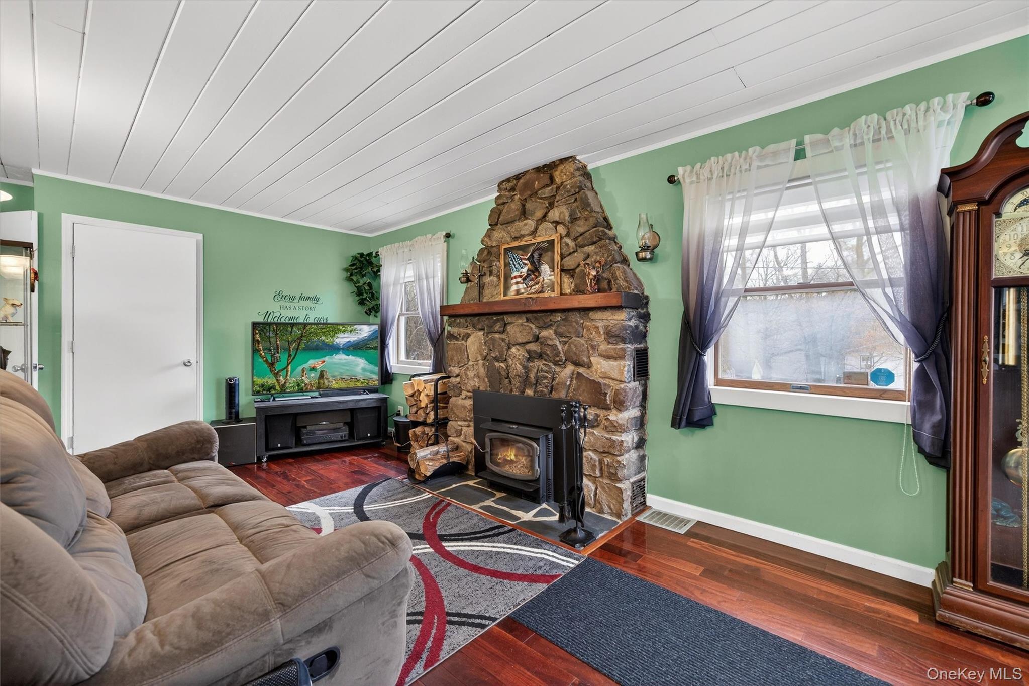 Single Family Glendale  Orange County, NY 10925, MLS-975145-8