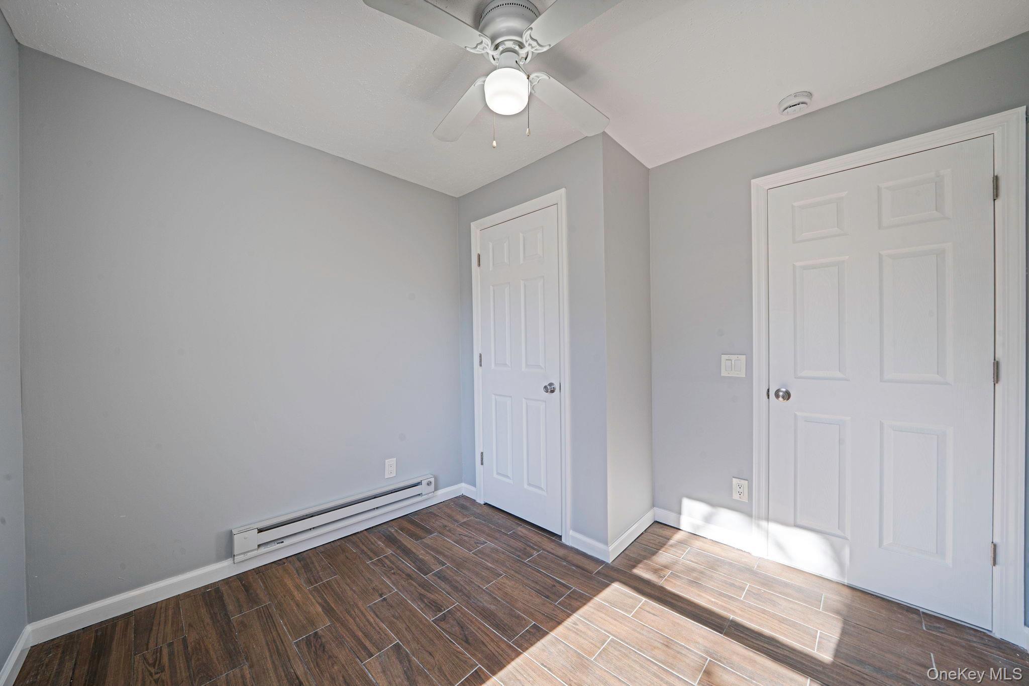 Single Family Oak  Suffolk County, NY 11901, MLS-975172-16