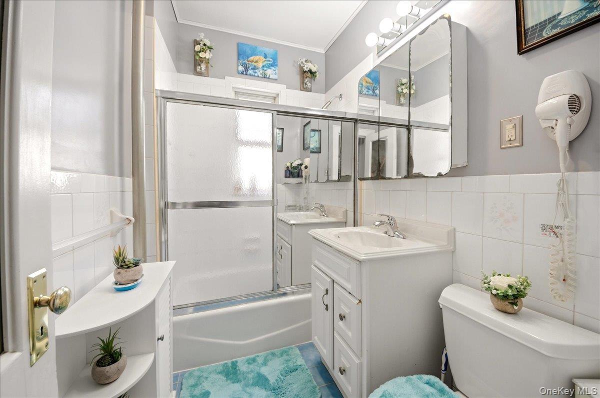 Single Family Pearsall  Bronx, NY 10469, MLS-975186-13