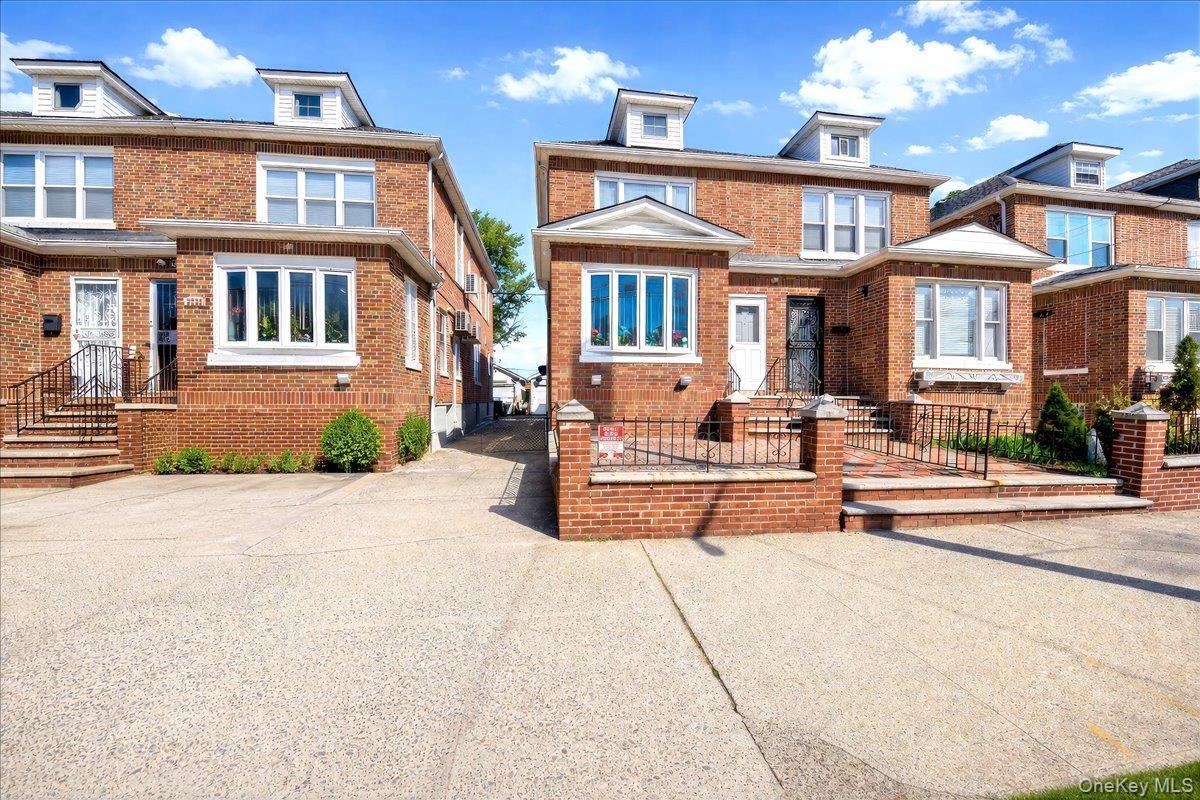 Single Family Pearsall  Bronx, NY 10469, MLS-975186-20