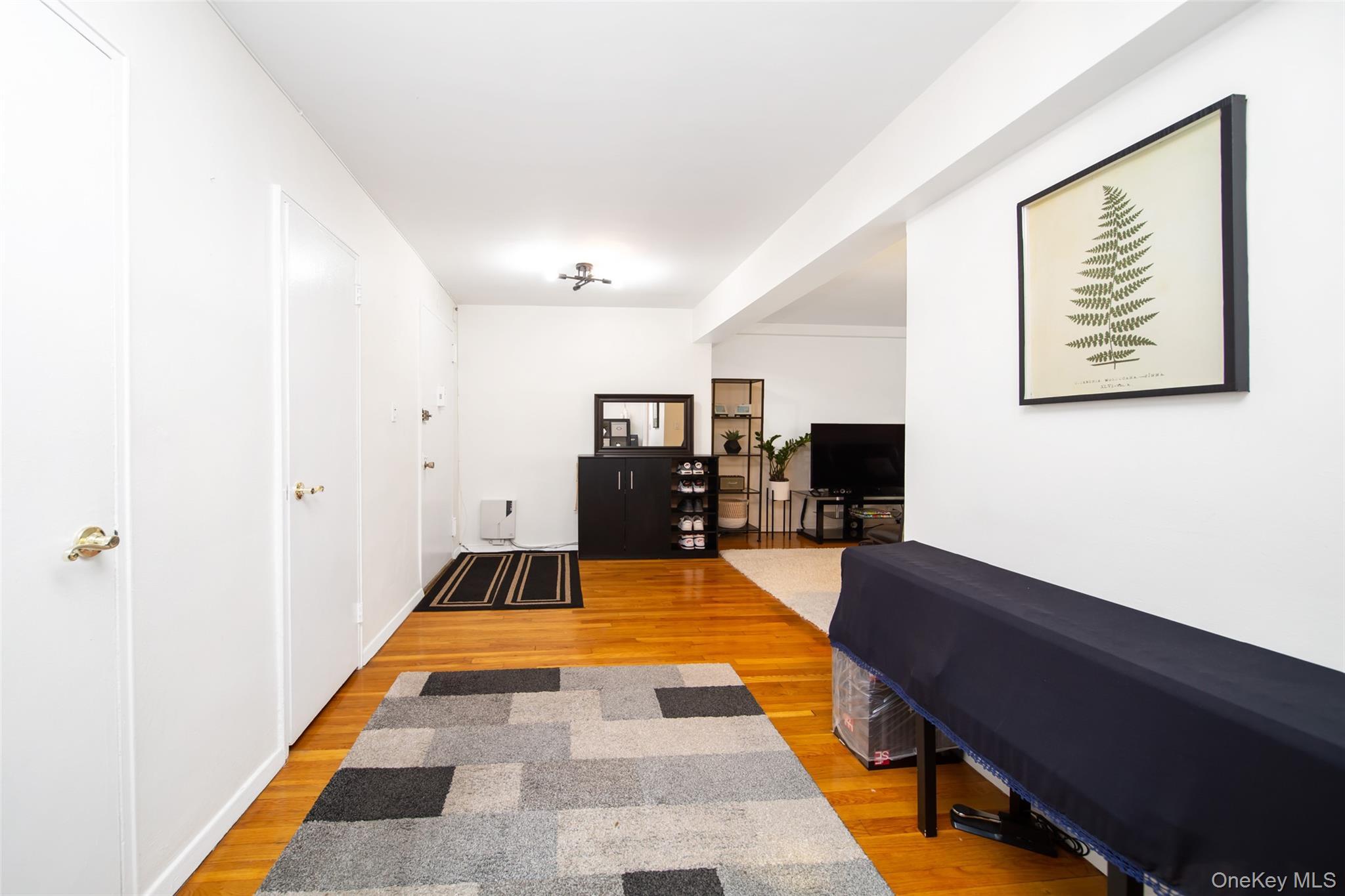 Coop Northern  Queens, NY 11362, MLS-975189-4