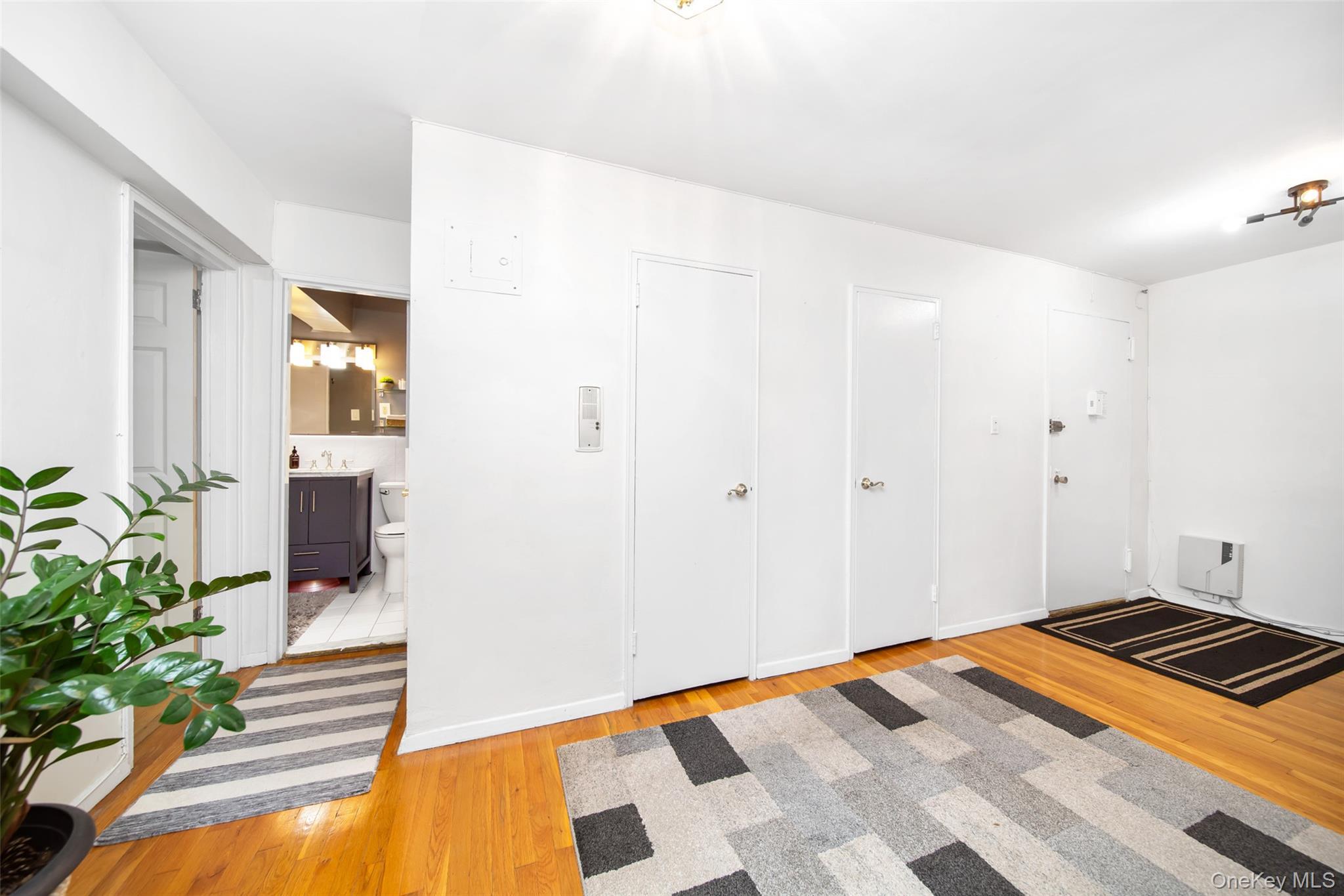 Coop Northern  Queens, NY 11362, MLS-975189-5