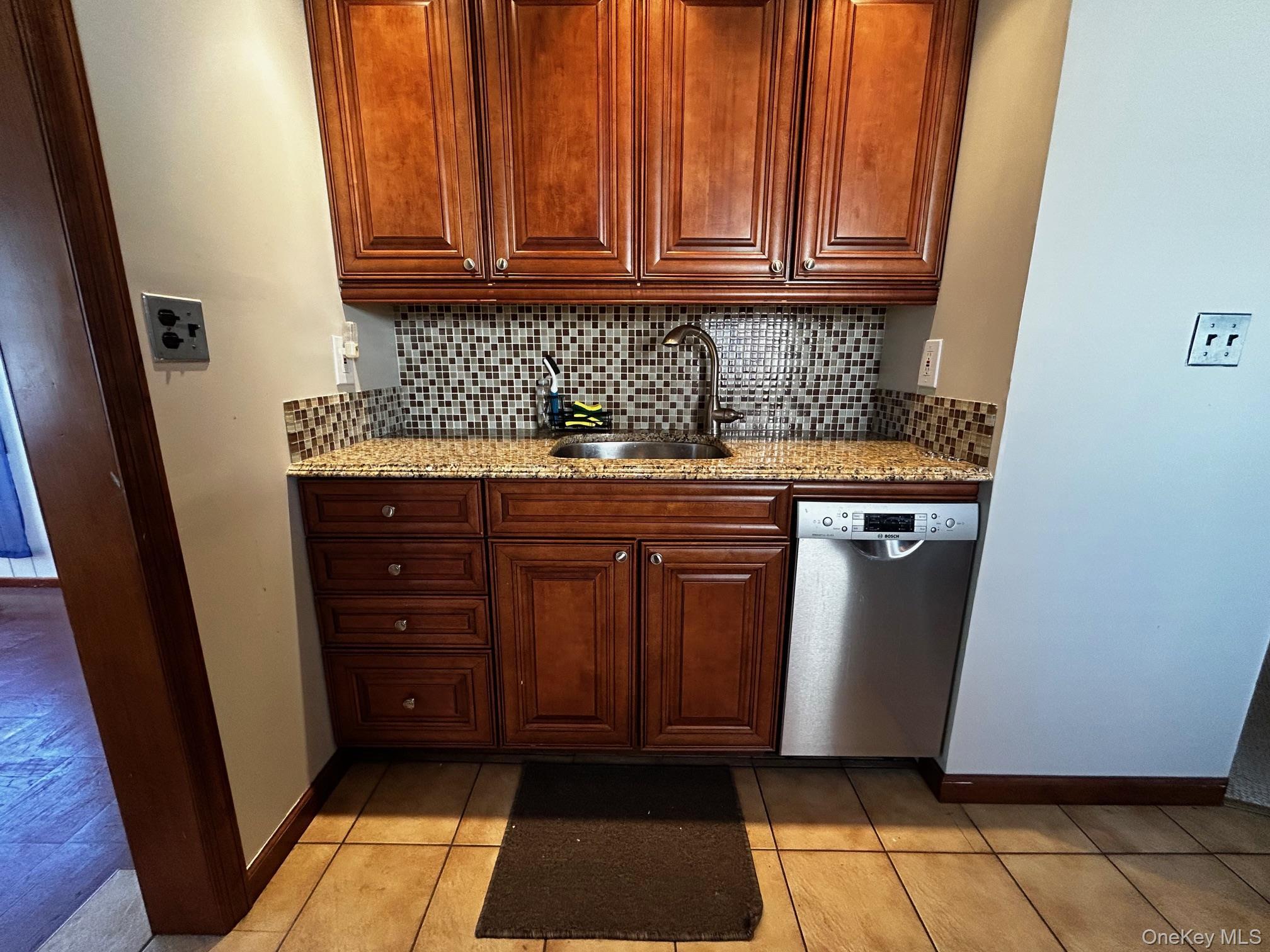 Single Family Emerson  Nassau County, NY 11553, MLS-975195-5