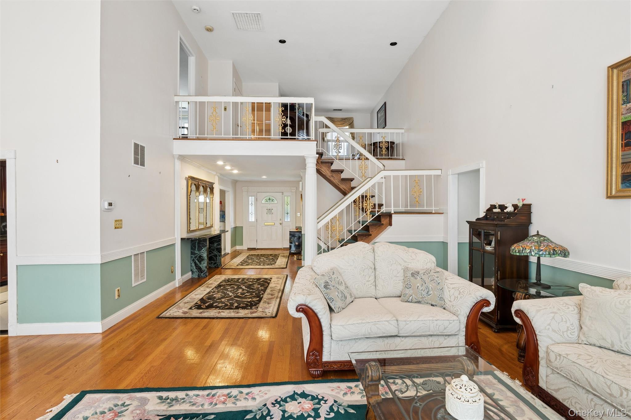 Condo Fairway  Nassau County, NY 11030, MLS-975209-14