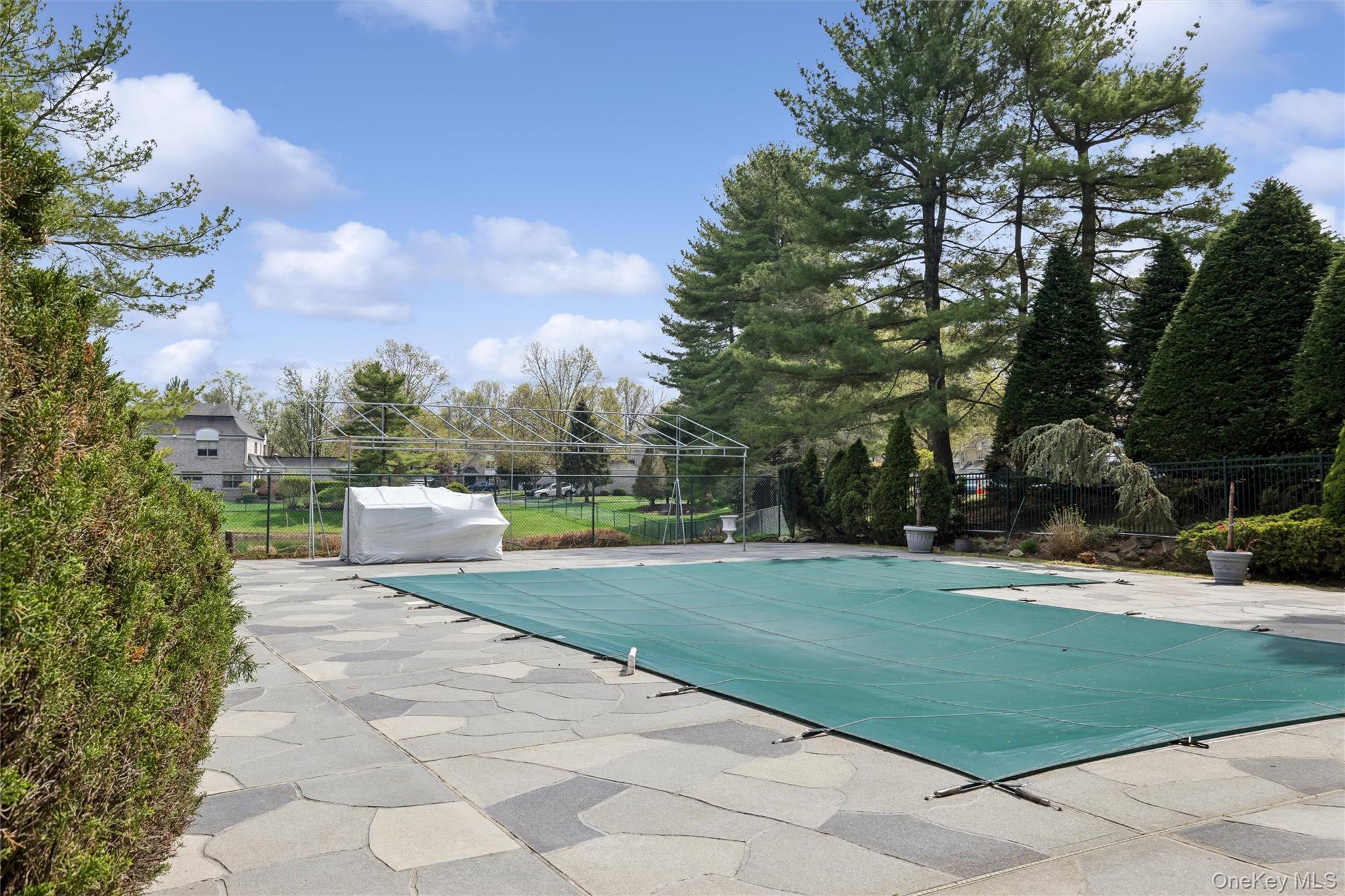 Condo Fairway  Nassau County, NY 11030, MLS-975209-42