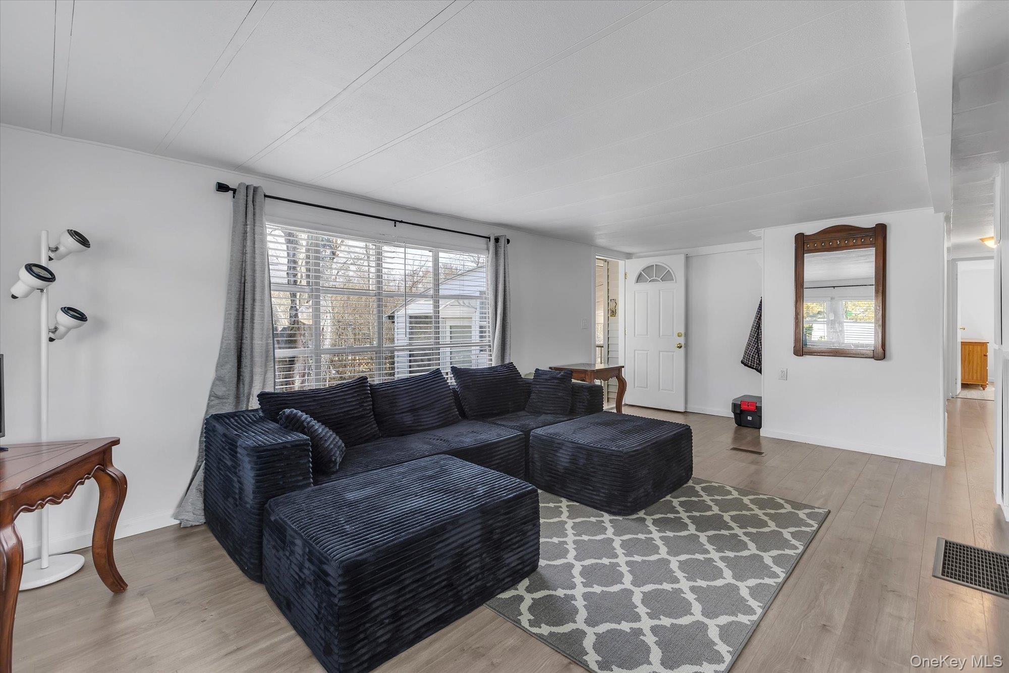 Single Family Maple St  Suffolk County, NY 11942, MLS-975213-2