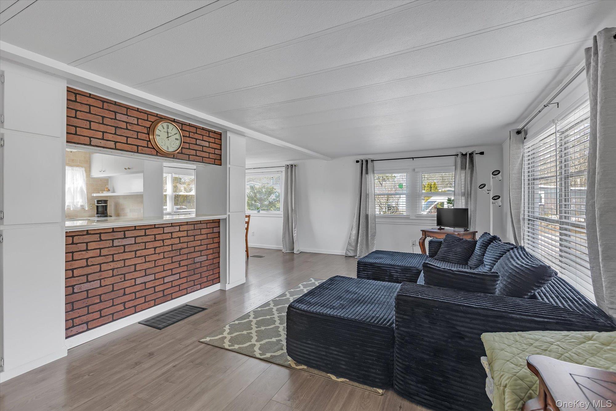 Single Family Maple St  Suffolk County, NY 11942, MLS-975213-3