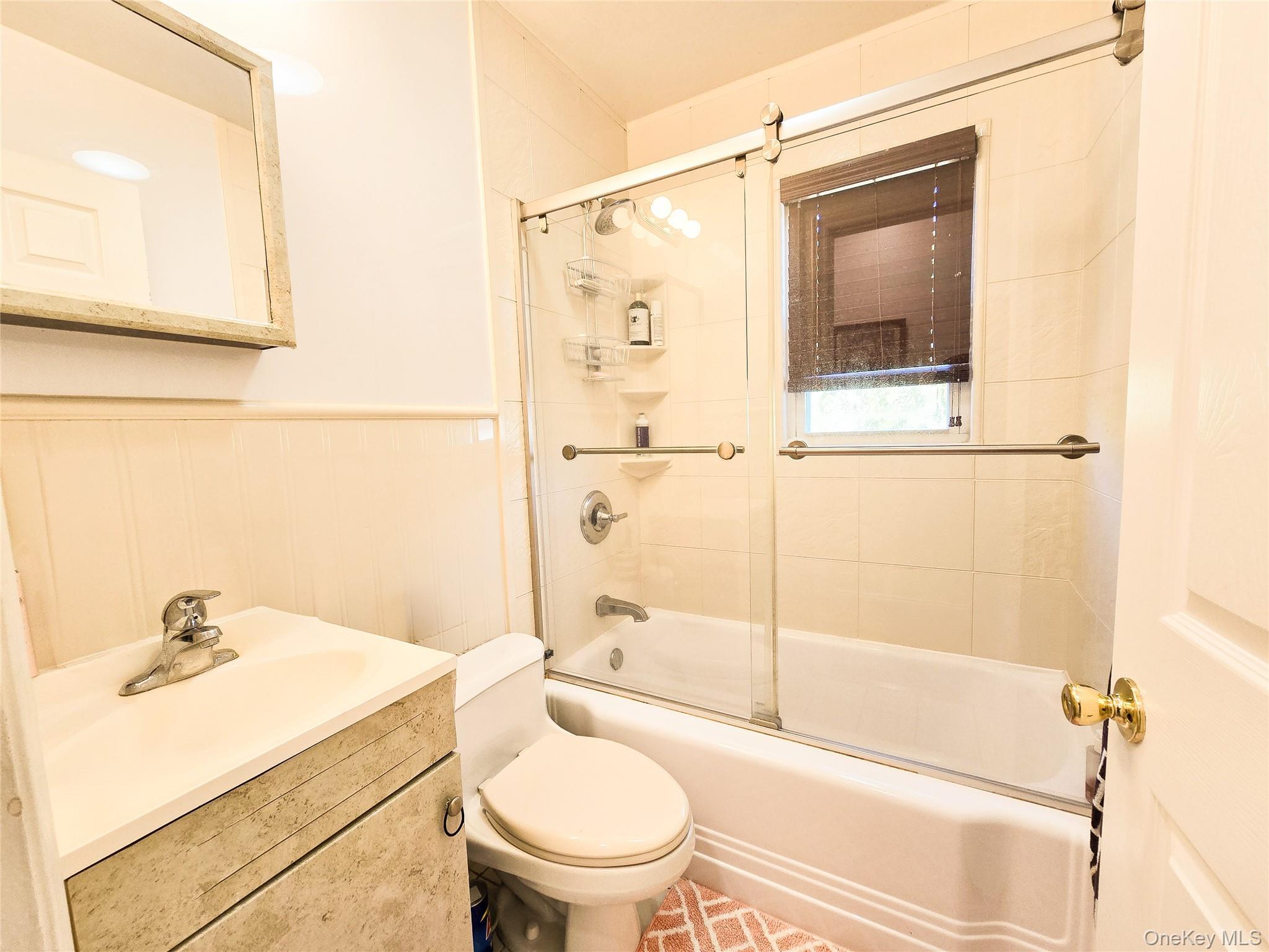 Single Family Fort Hill Road Suffolk County, NY 11743, MLS-975222-14