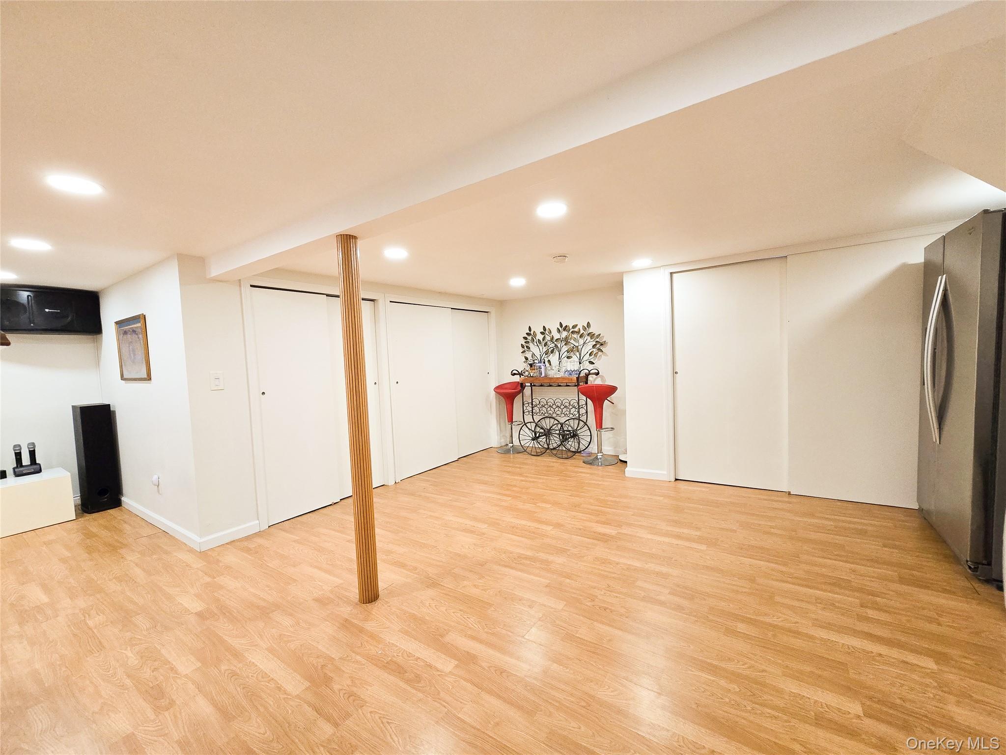 Single Family Fort Hill Road Suffolk County, NY 11743, MLS-975222-21