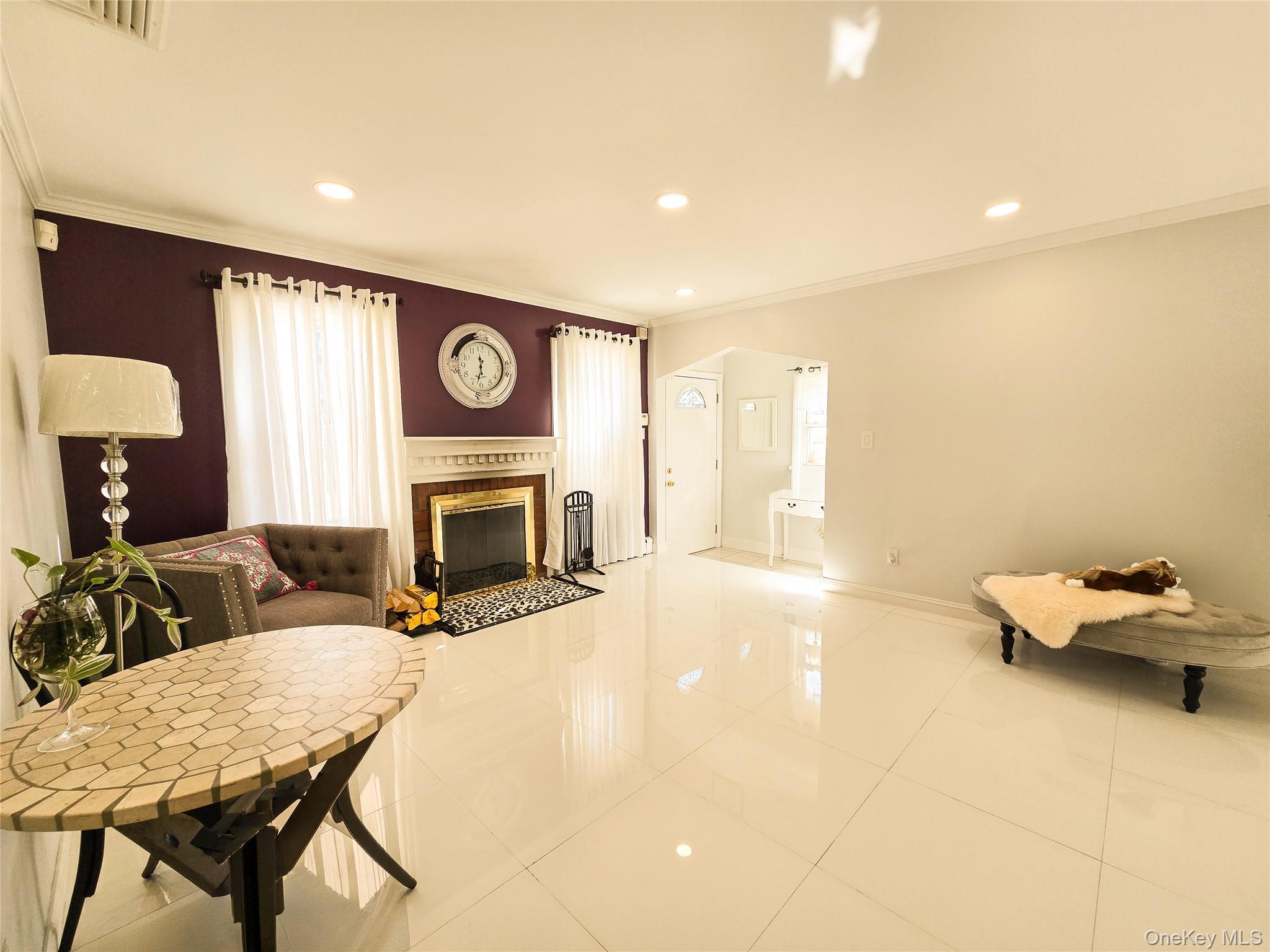 Single Family Fort Hill Road Suffolk County, NY 11743, MLS-975222-6