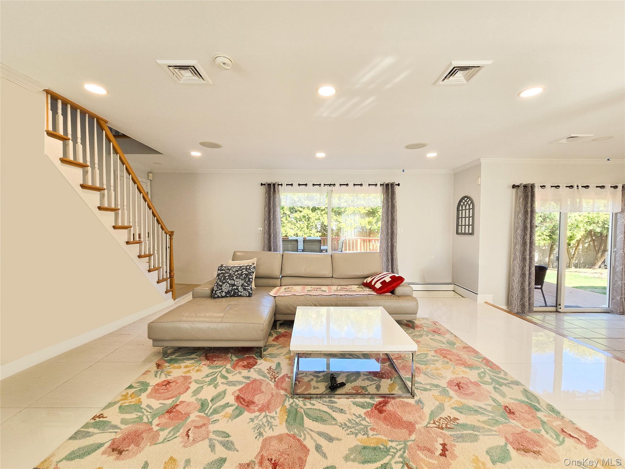 Single Family Fort Hill Road Suffolk County, NY 11743, MLS-975222-7