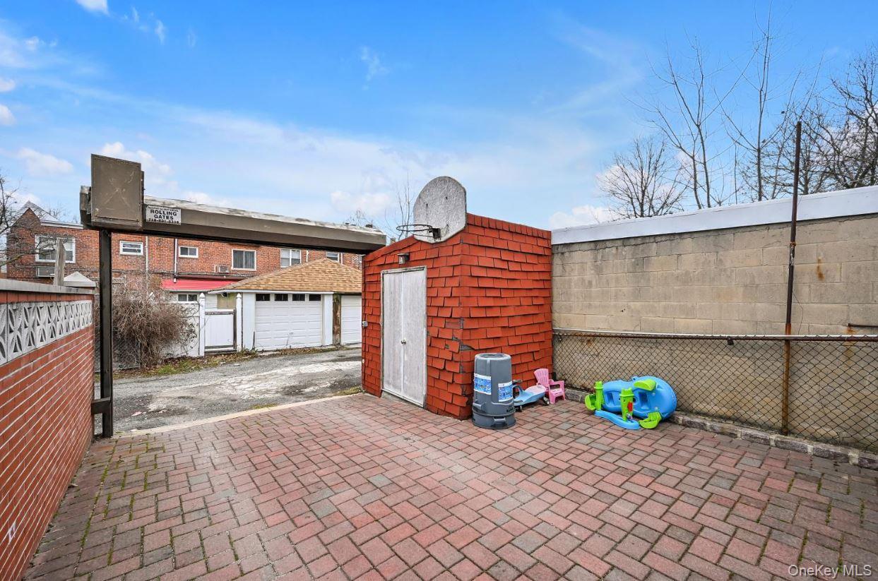 Single Family 68th  Queens, NY 11367, MLS-975228-17