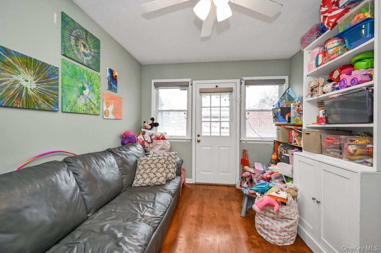 Single Family 68th Queens, NY 11367, MLS-975228-8
