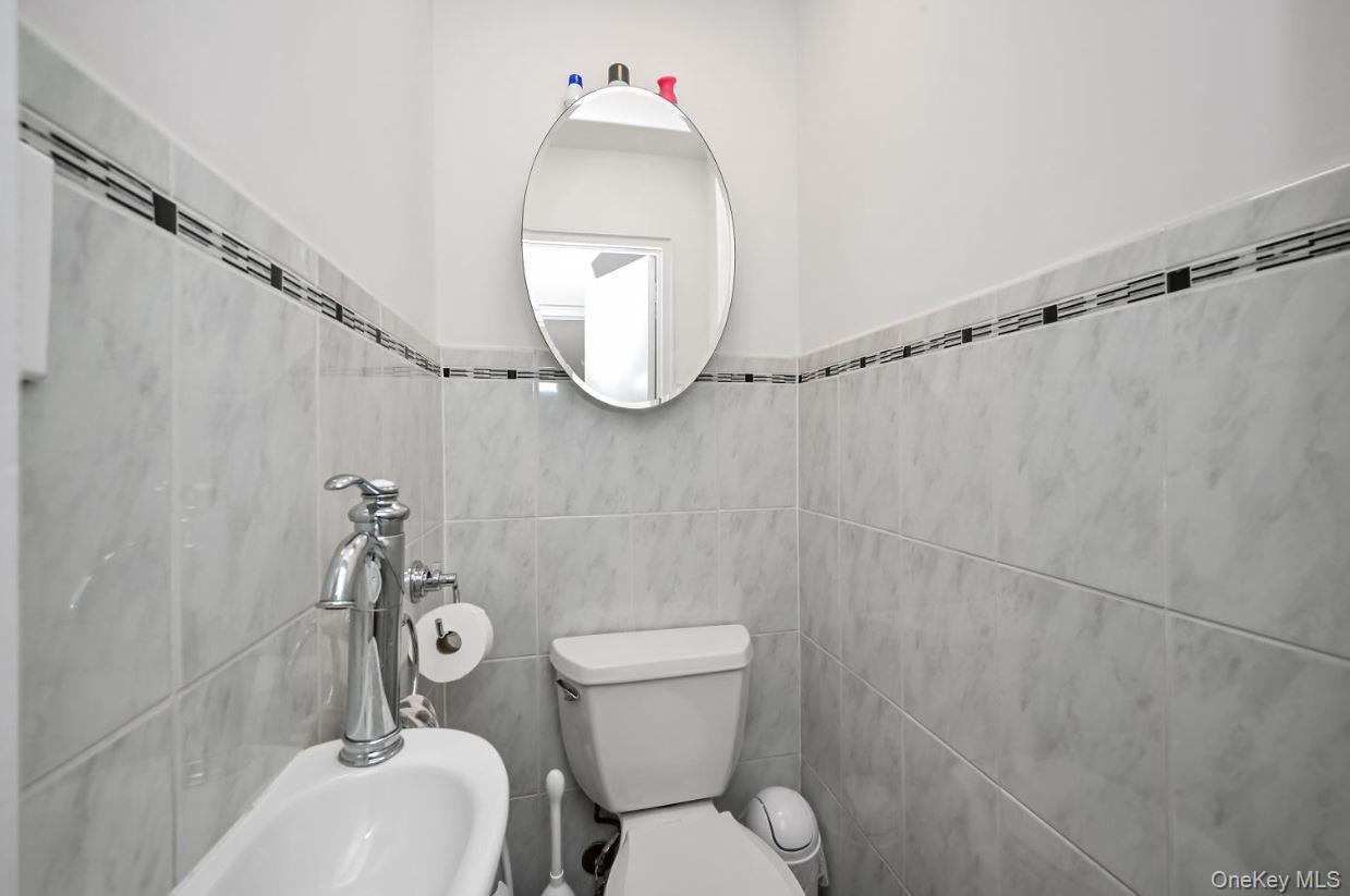 Single Family 68th Queens, NY 11367, MLS-975228-9