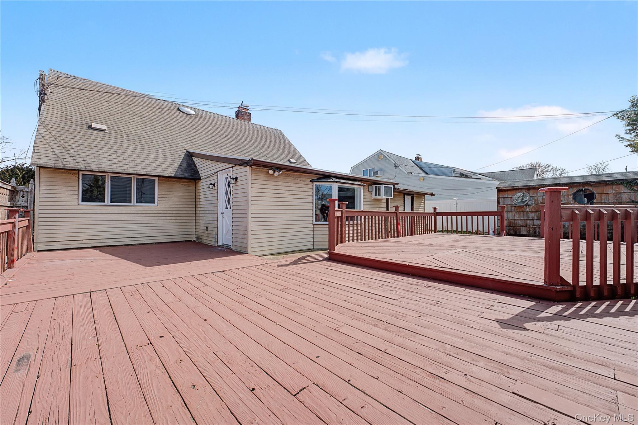 Single Family Fork Nassau County, NY 11801, MLS-975237-19