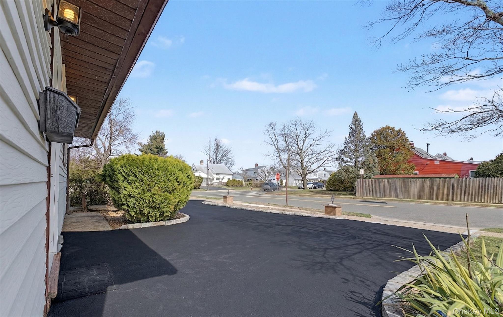 Single Family Fork Nassau County, NY 11801, MLS-975237-2