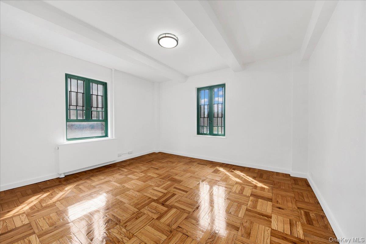 Condo Metropolitan Bronx, NY 10462, MLS-975238-6