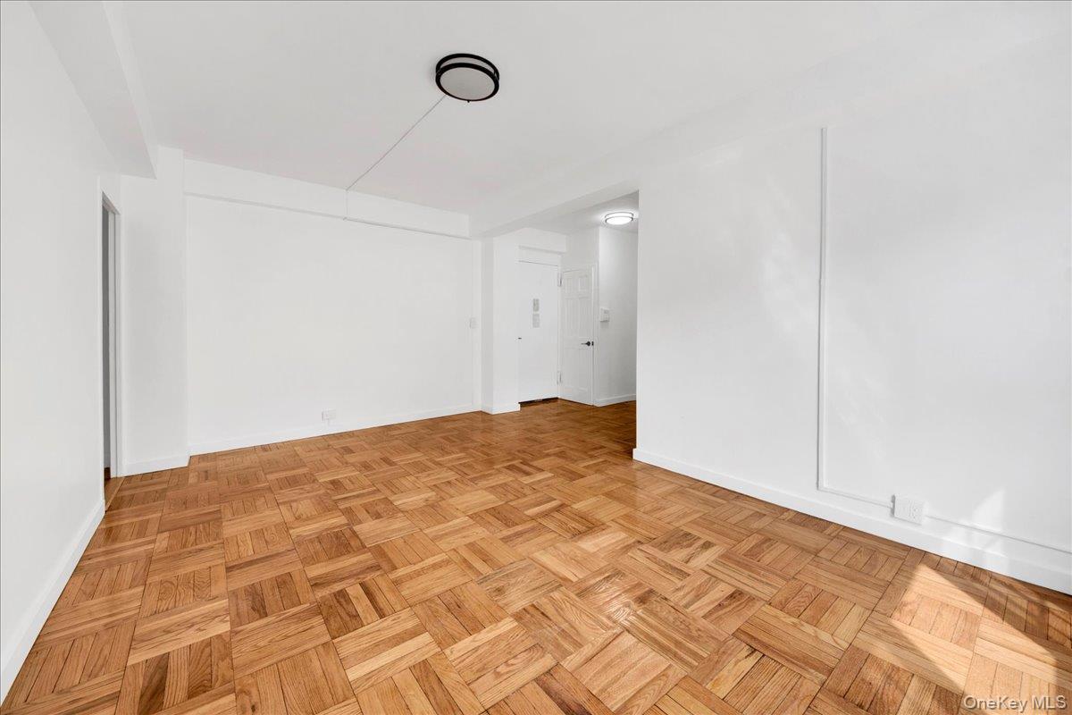 Condo Metropolitan Bronx, NY 10462, MLS-975238-9