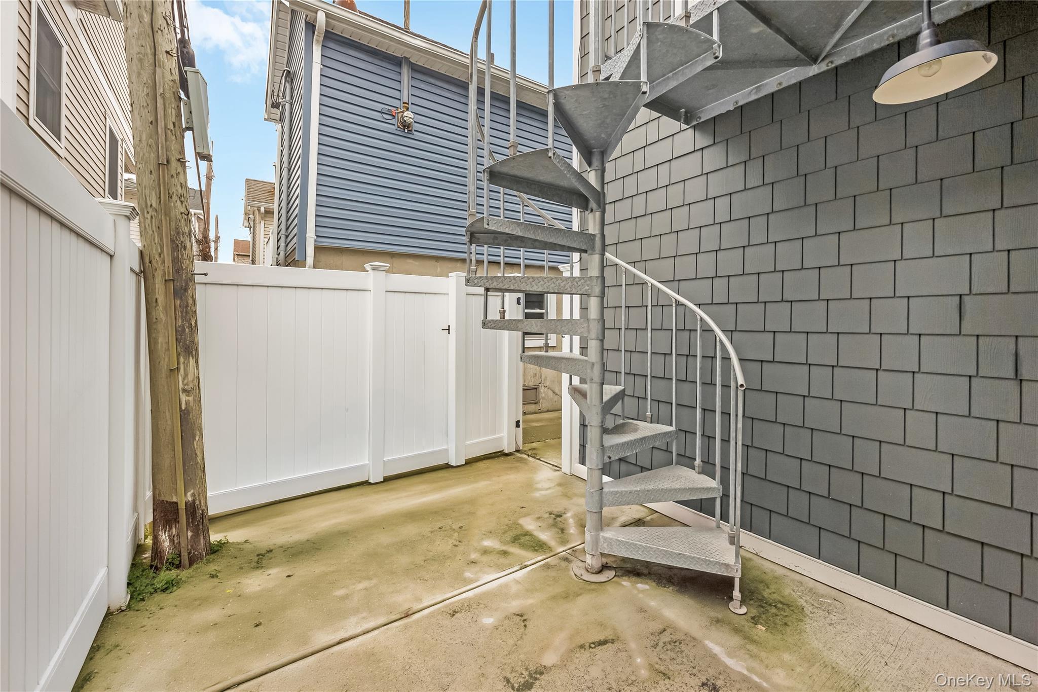 Apartment Oregon  Nassau County, NY 11561, MLS-975240-14