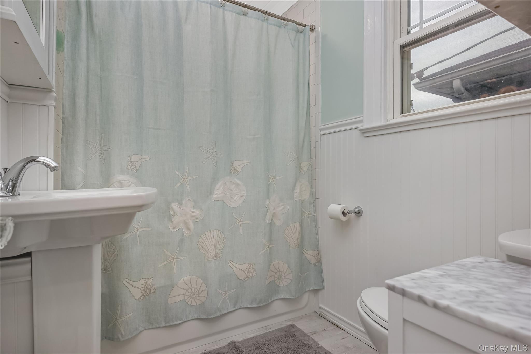 Apartment Oregon  Nassau County, NY 11561, MLS-975240-9