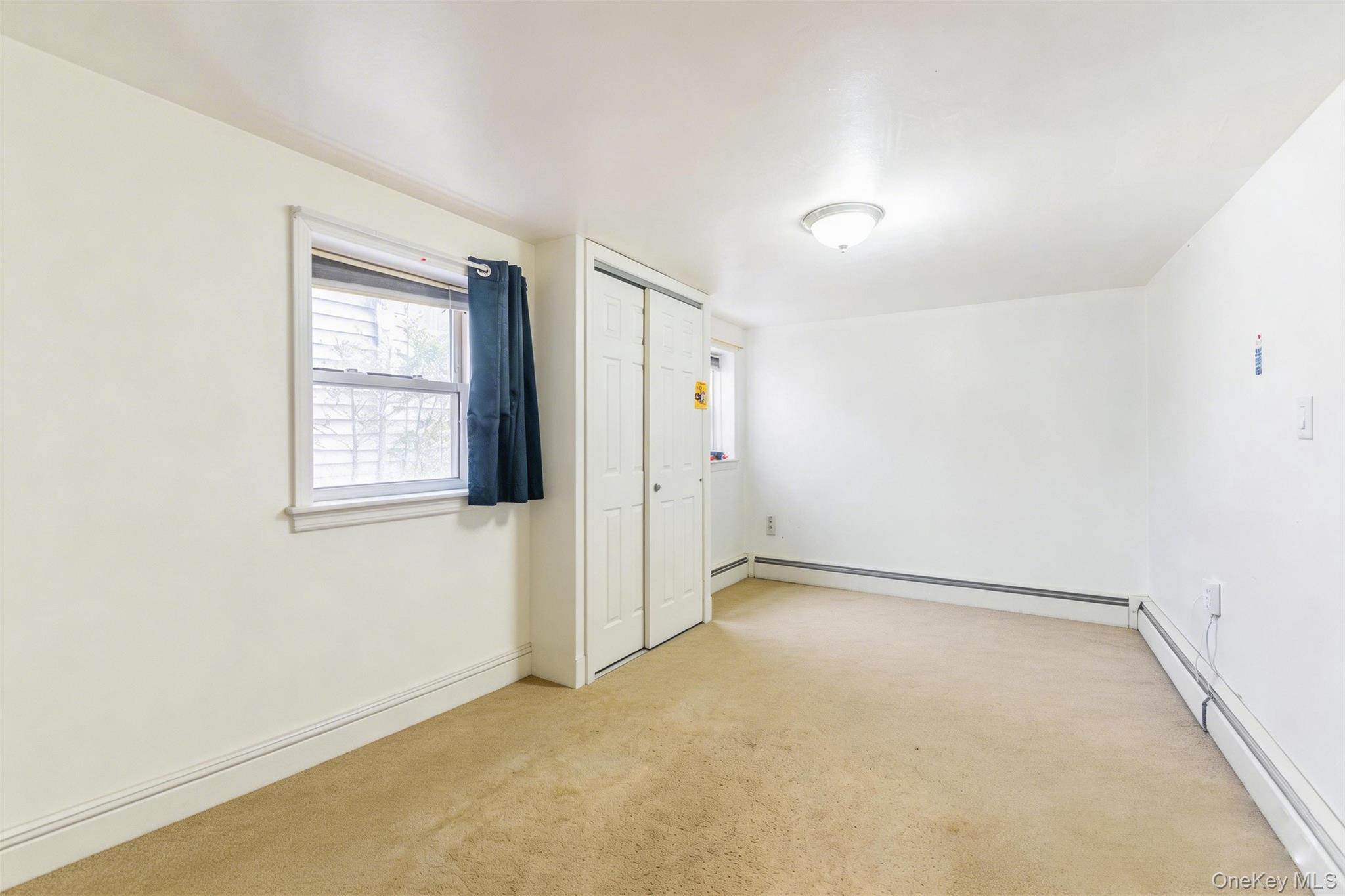 Single Family Rawlins  Bronx, NY 10465, MLS-975242-25