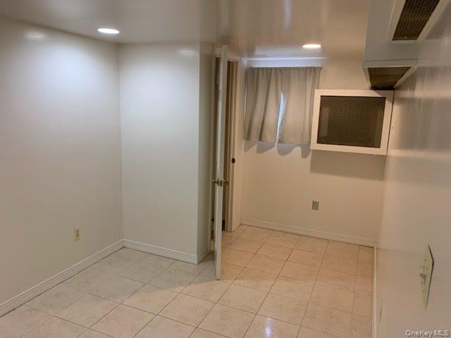 Single Family 204th Queens, NY 11412, MLS-975255-14