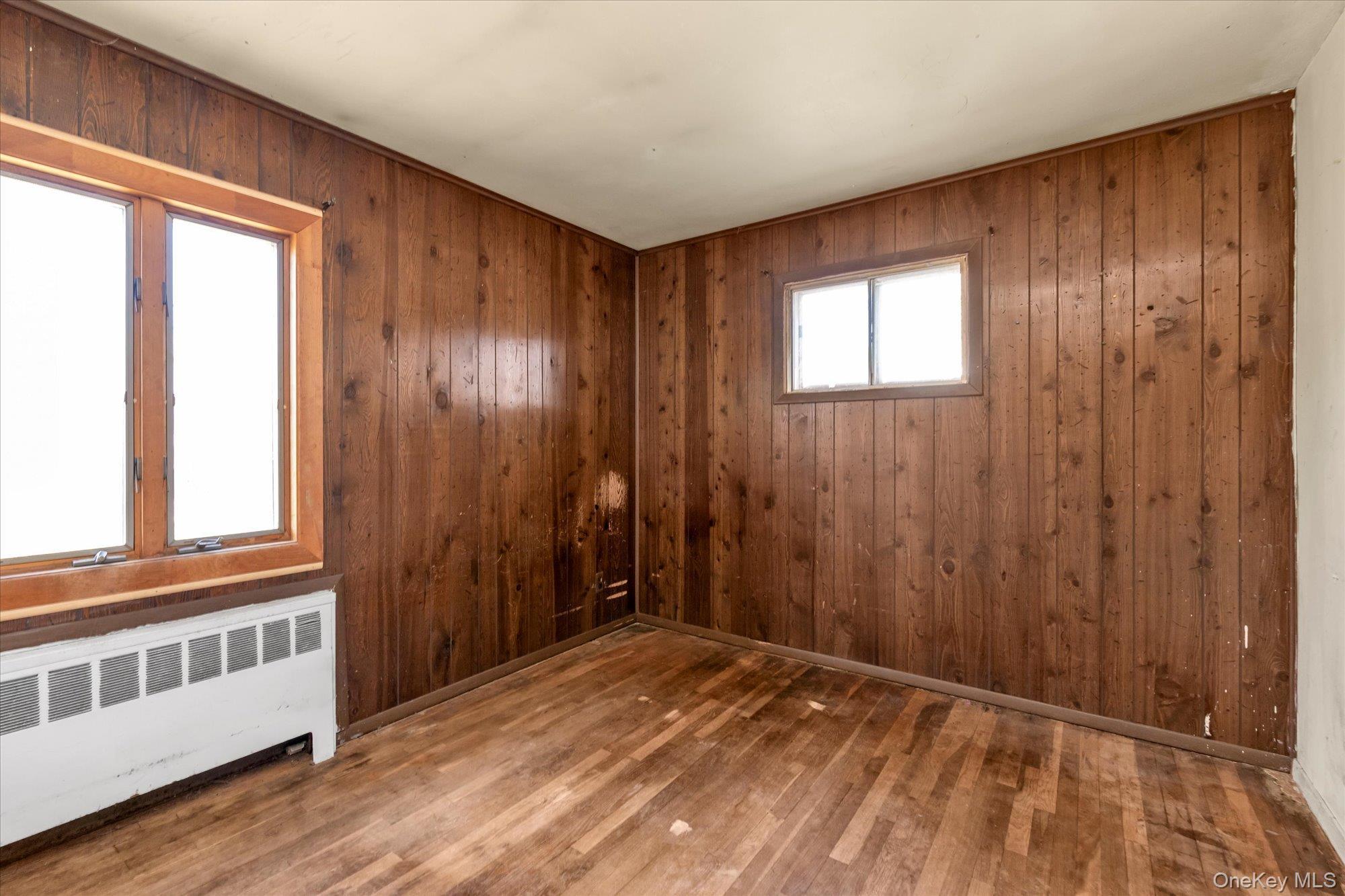 Single Family 19th  Suffolk County, NY 11729, MLS-975270-14