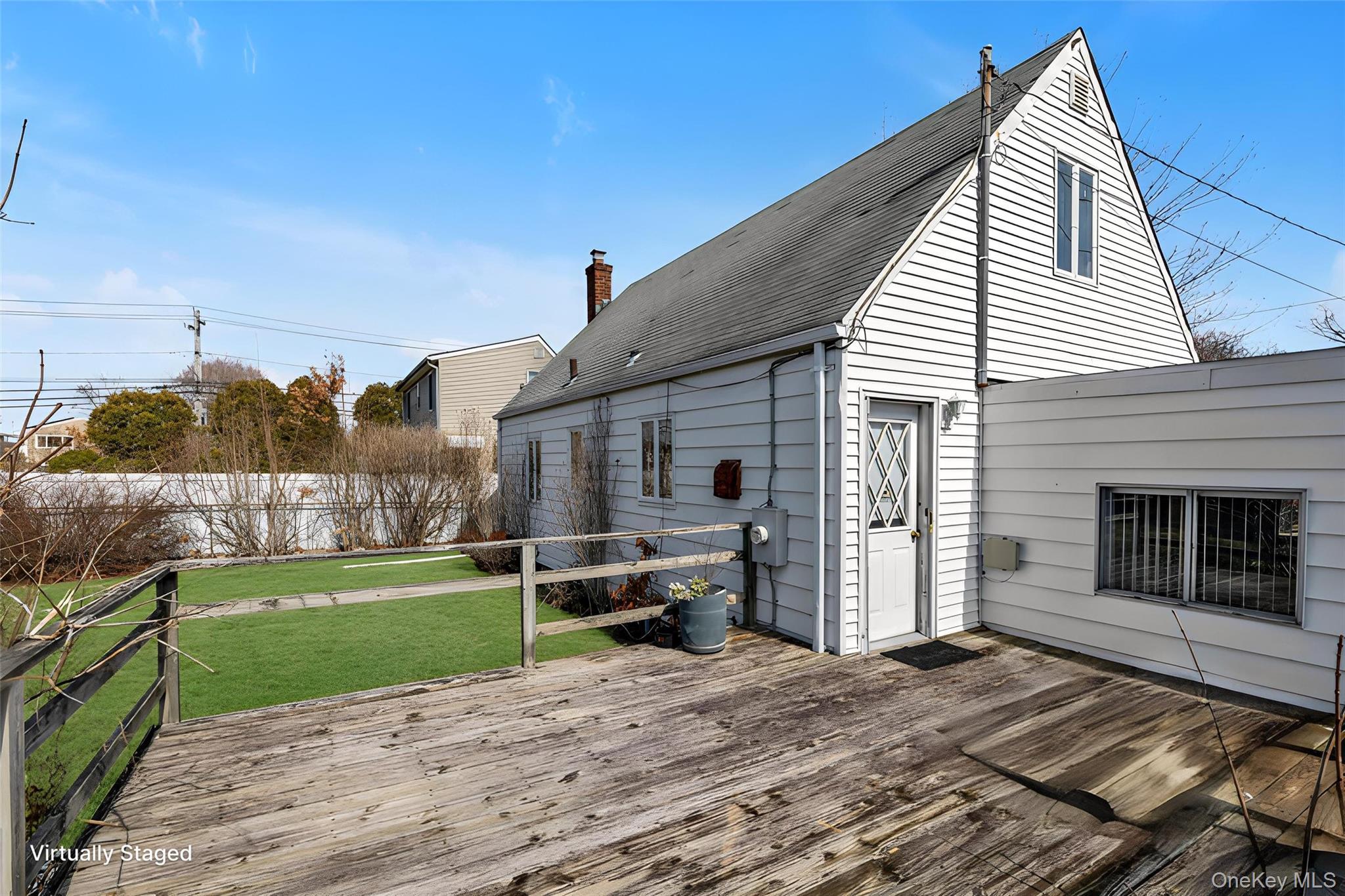 Single Family 19th  Suffolk County, NY 11729, MLS-975270-21