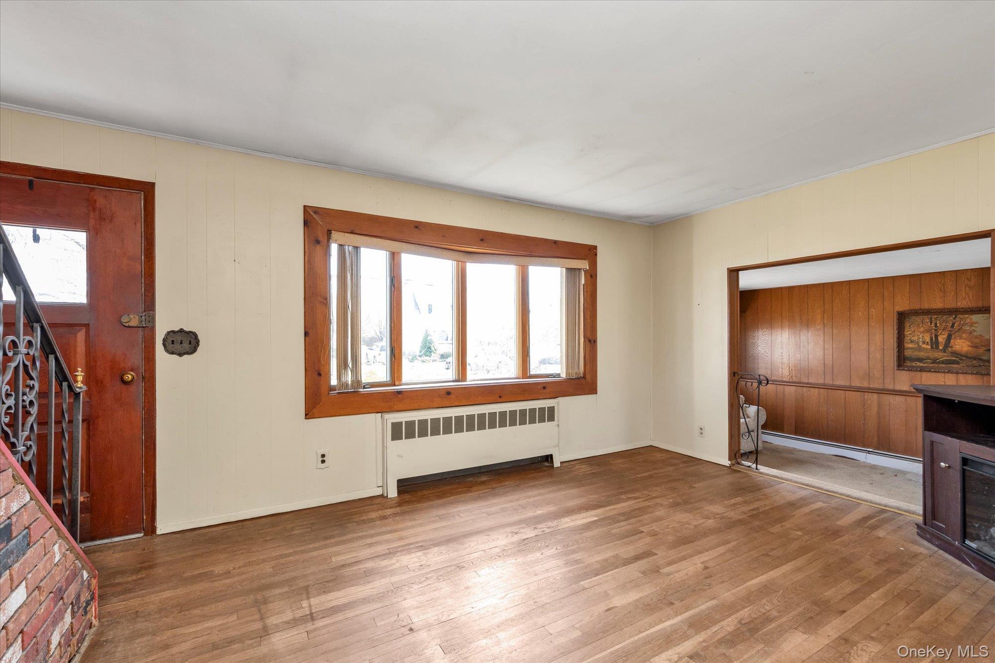 Single Family 19th  Suffolk County, NY 11729, MLS-975270-3