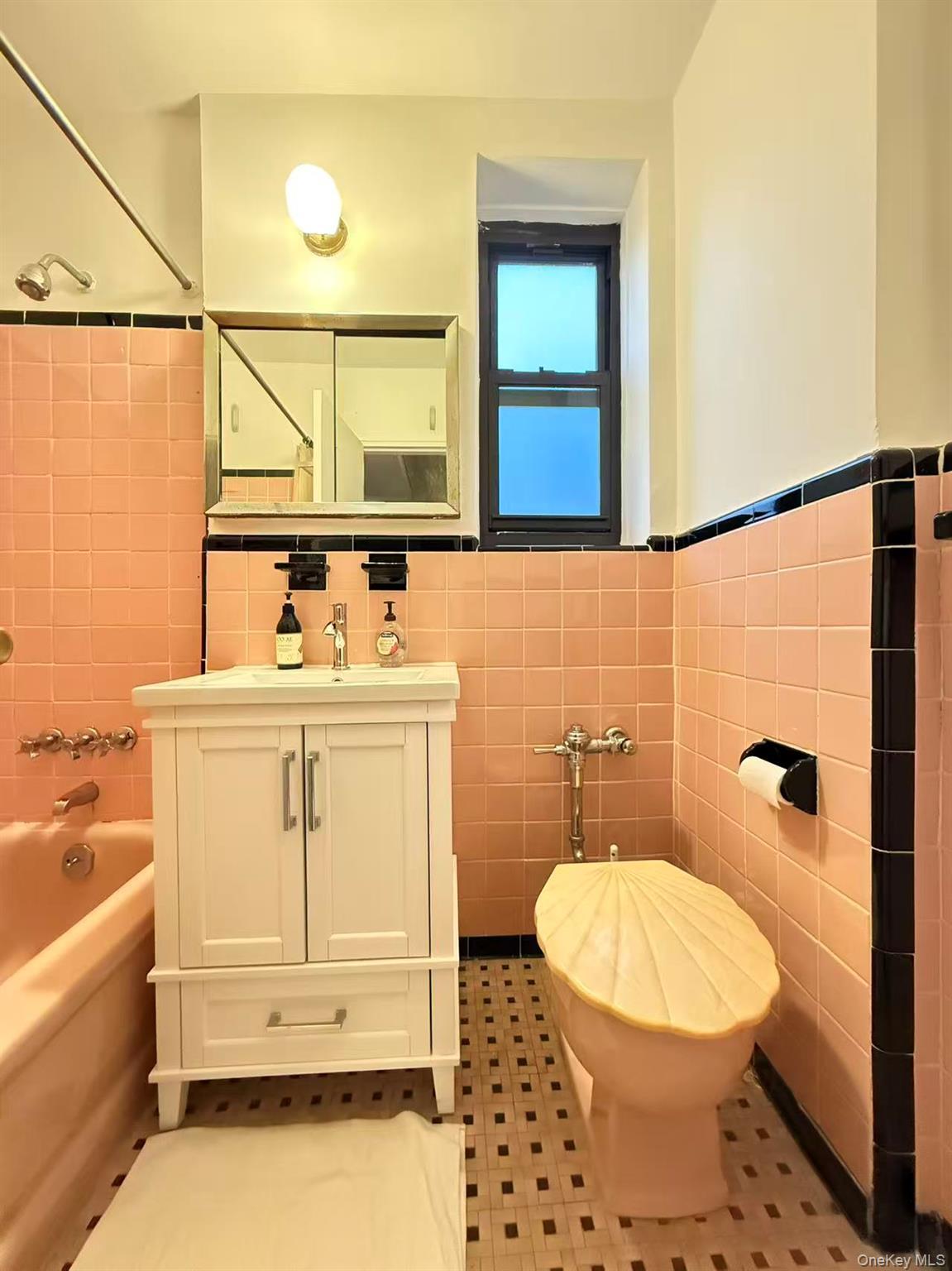 Coop 149  Queens, NY 11354, MLS-975274-12