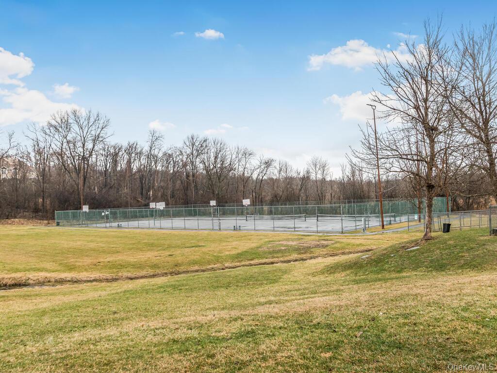 Condo Whispering Hills  Orange County, NY 10918, MLS-975277-25