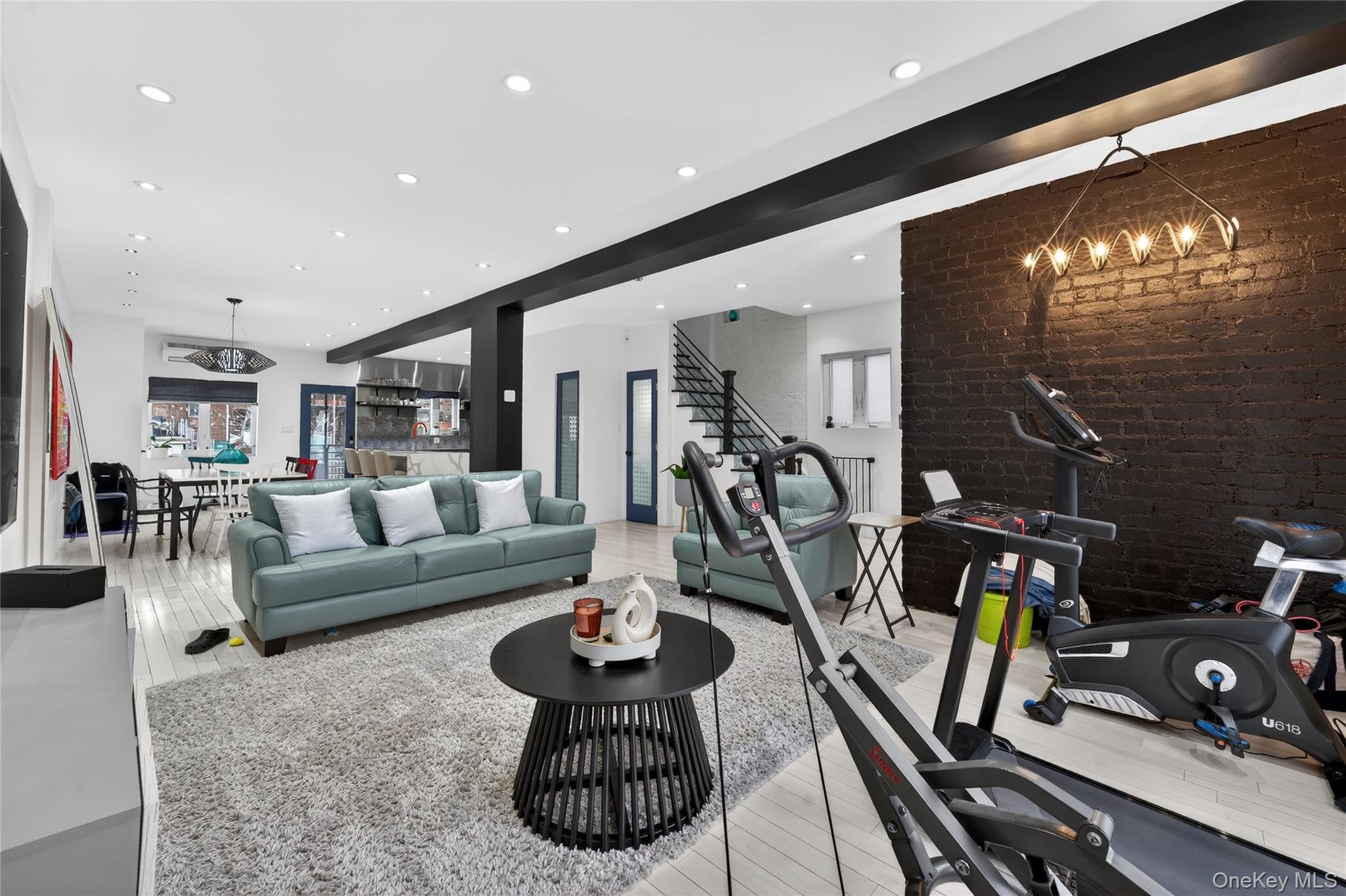 Single Family Hering Bronx, NY 10461, MLS-975278-11