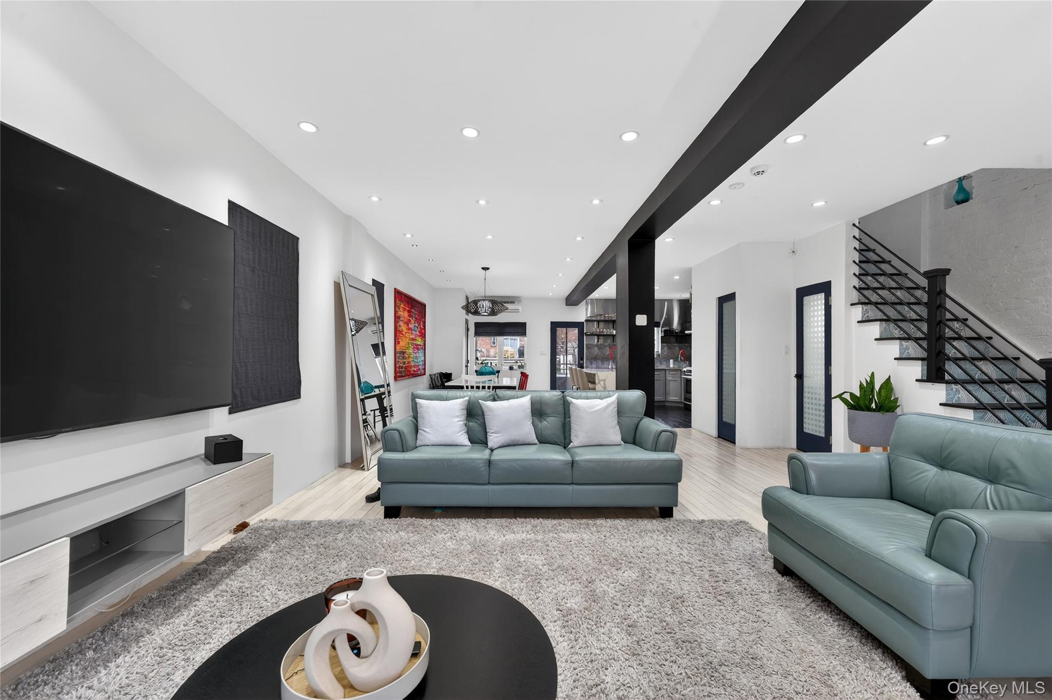 Single Family Hering Bronx, NY 10461, MLS-975278-12