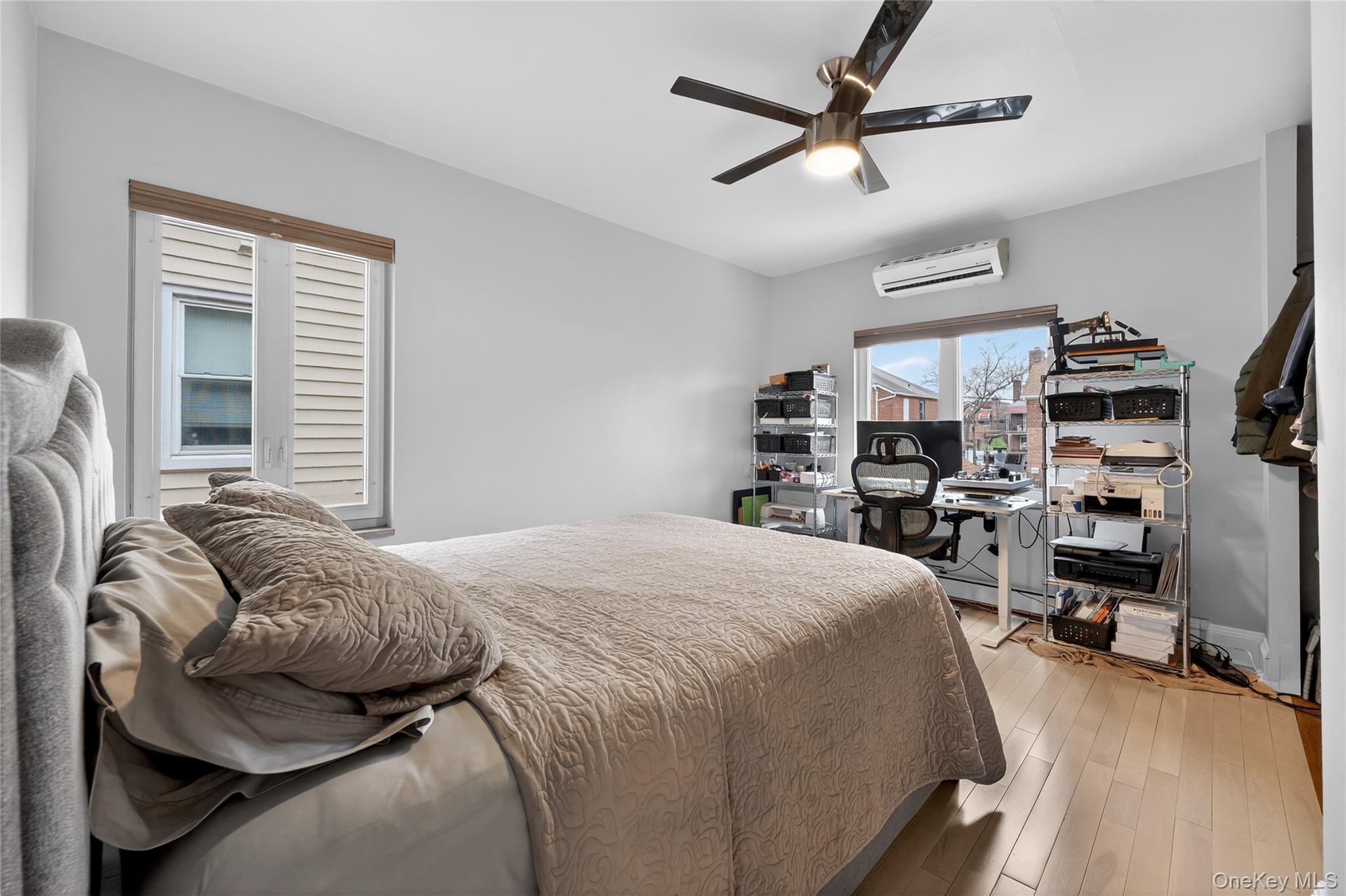 Single Family Hering Bronx, NY 10461, MLS-975278-27