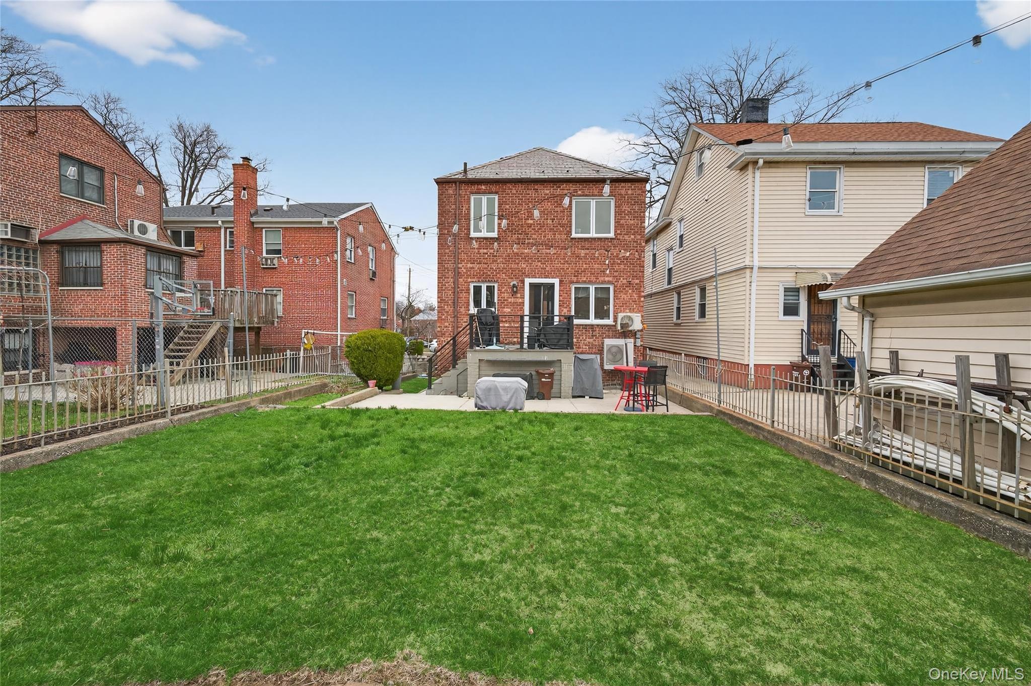 Single Family Hering Bronx, NY 10461, MLS-975278-40