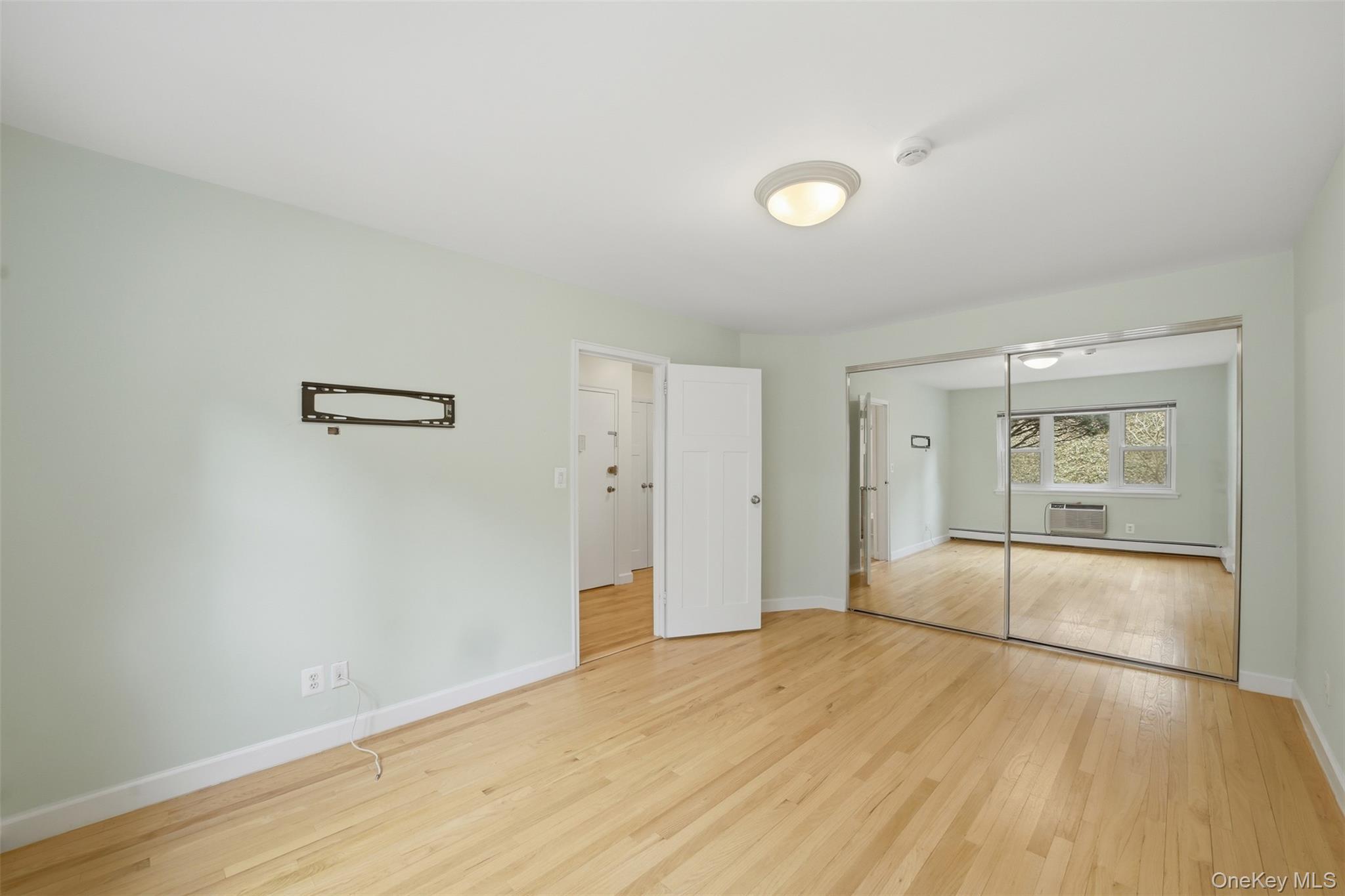 Coop Pelham Westchester County, NY 10805, MLS-975280-7