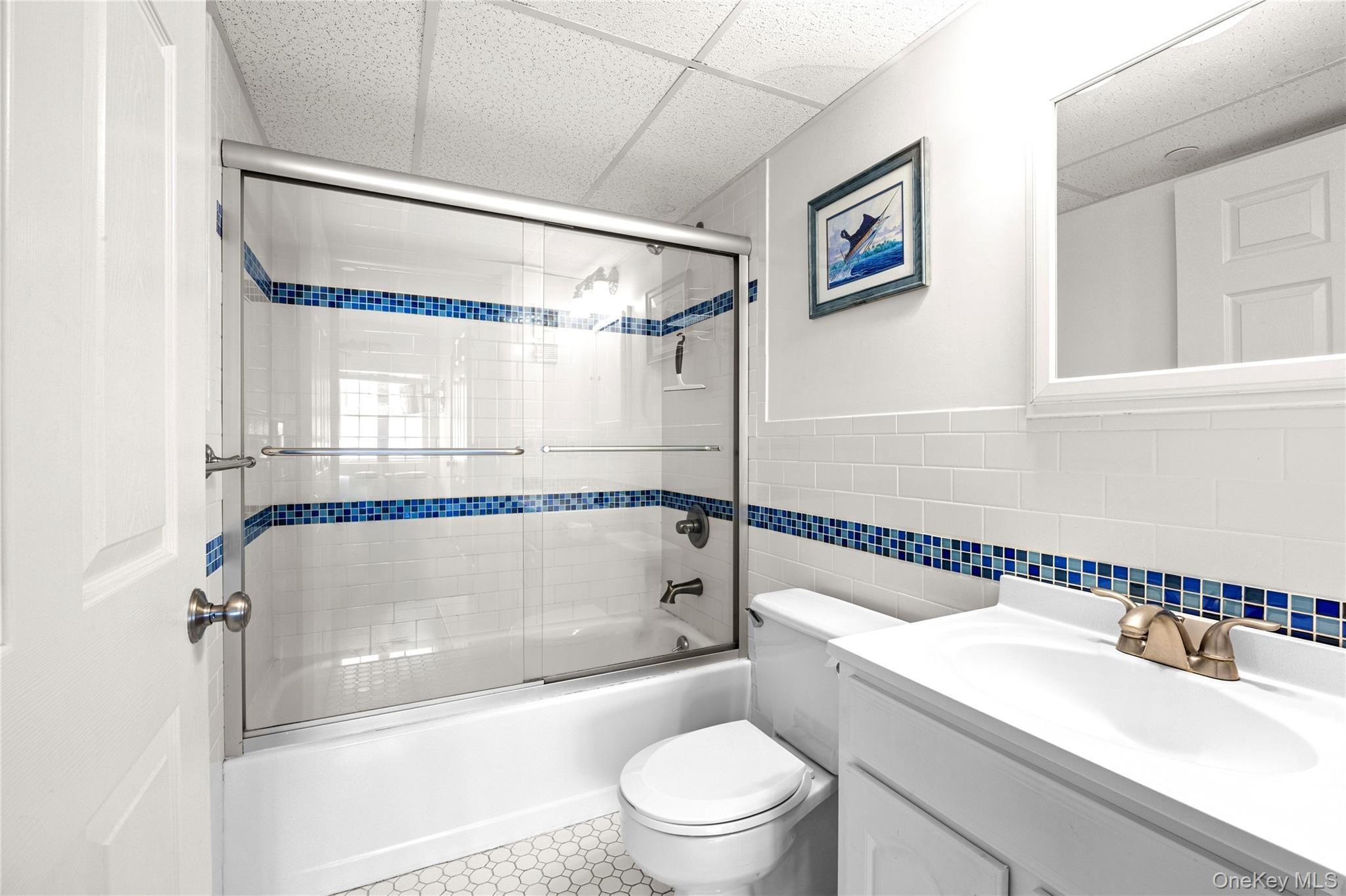 Condo Edgemere  Suffolk County, NY 11954, MLS-975285-12