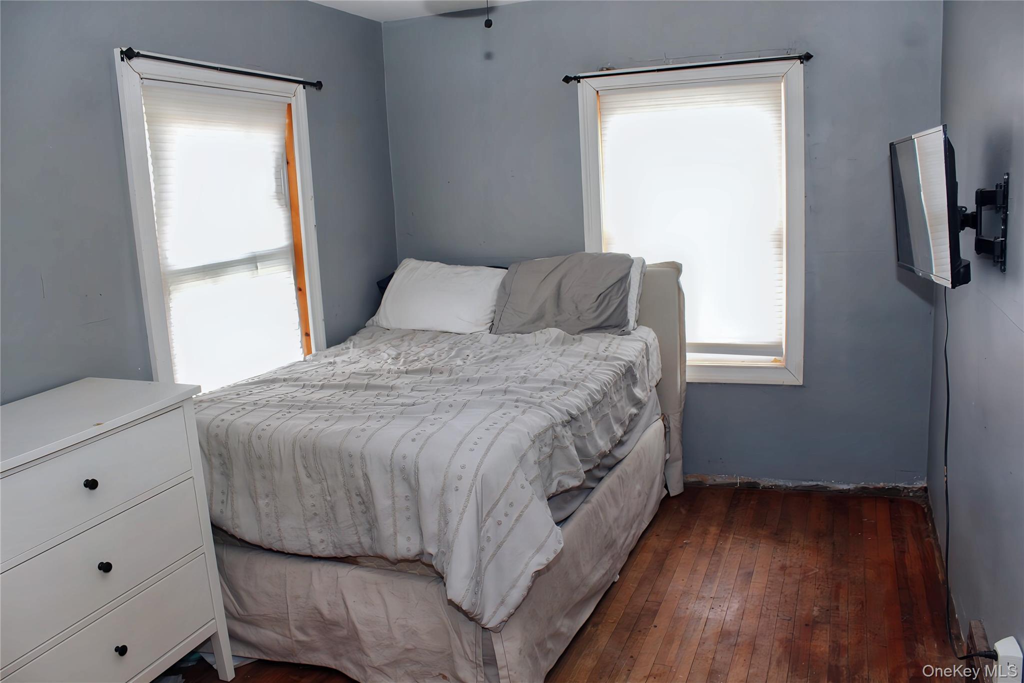 Single Family Lucas Avenue  Ulster County, NY 12401, MLS-975303-23