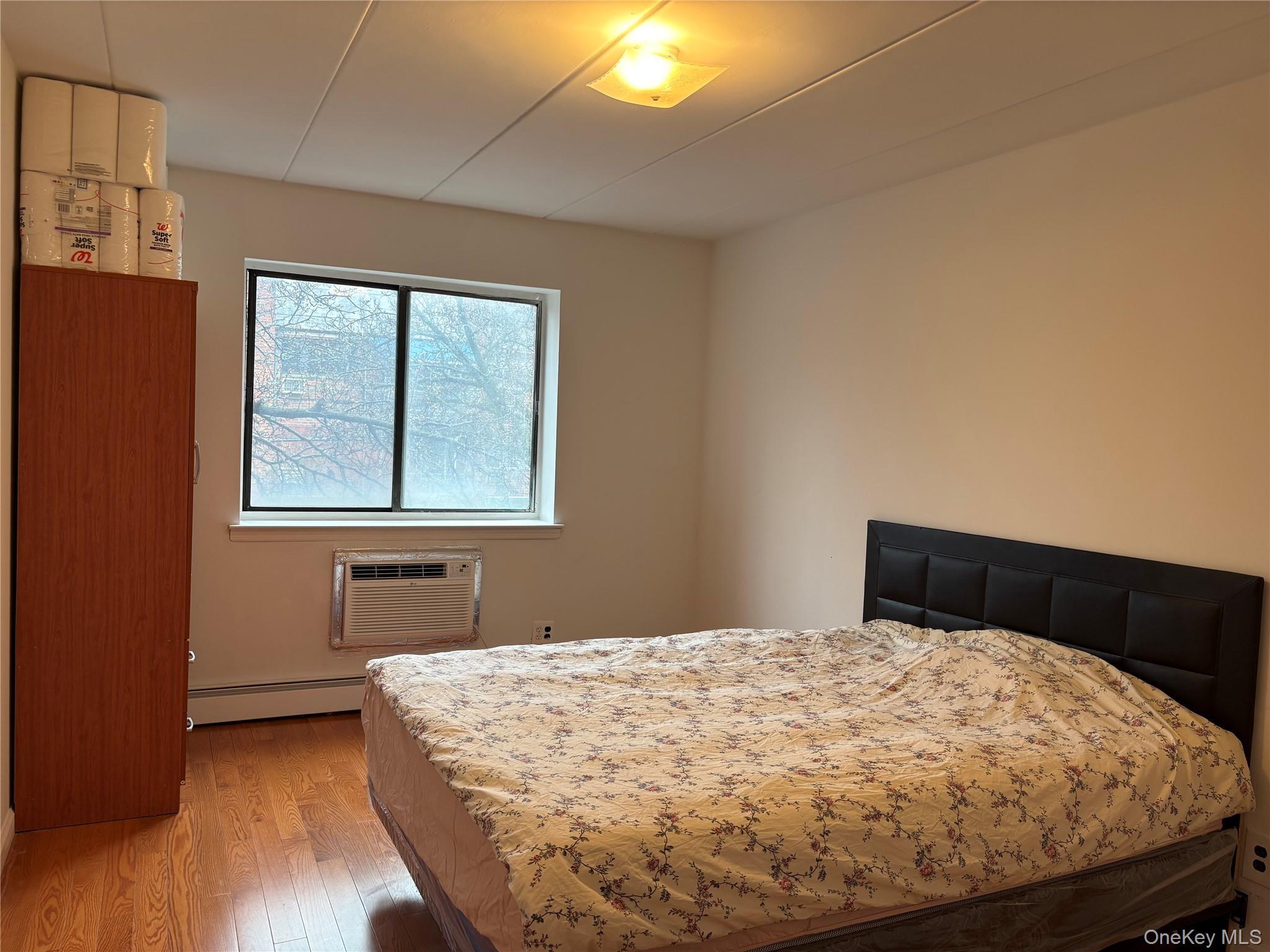 Condo Seabury  Queens, NY 11373, MLS-975307-14