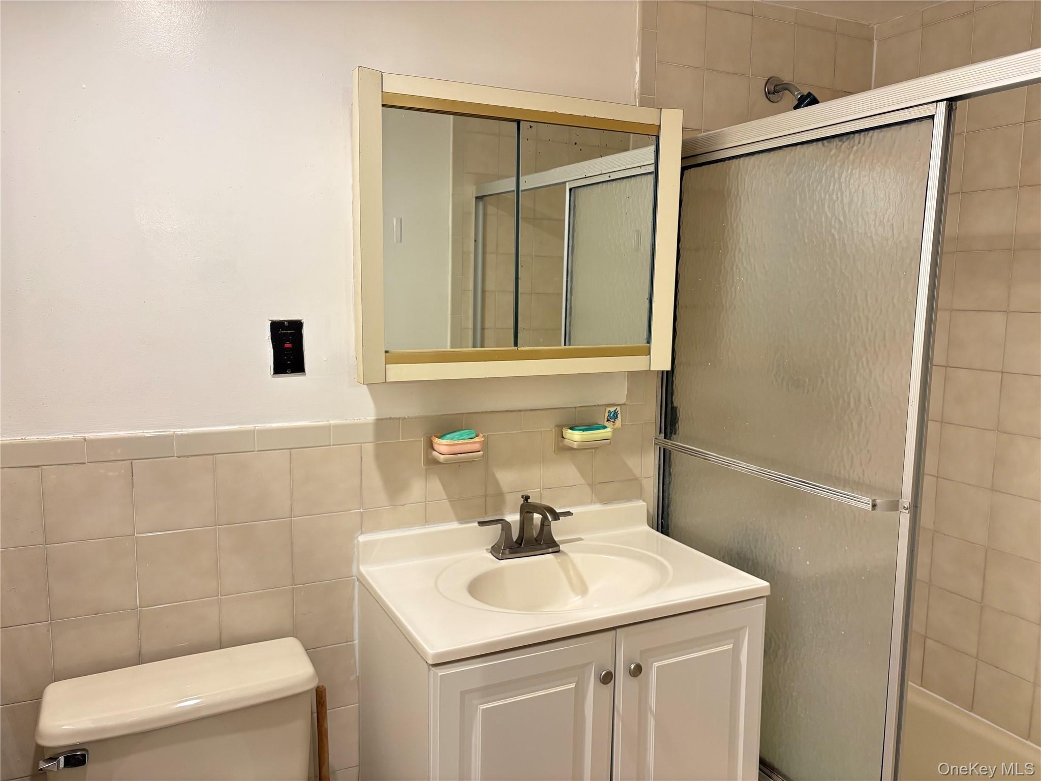 Condo Seabury  Queens, NY 11373, MLS-975307-17