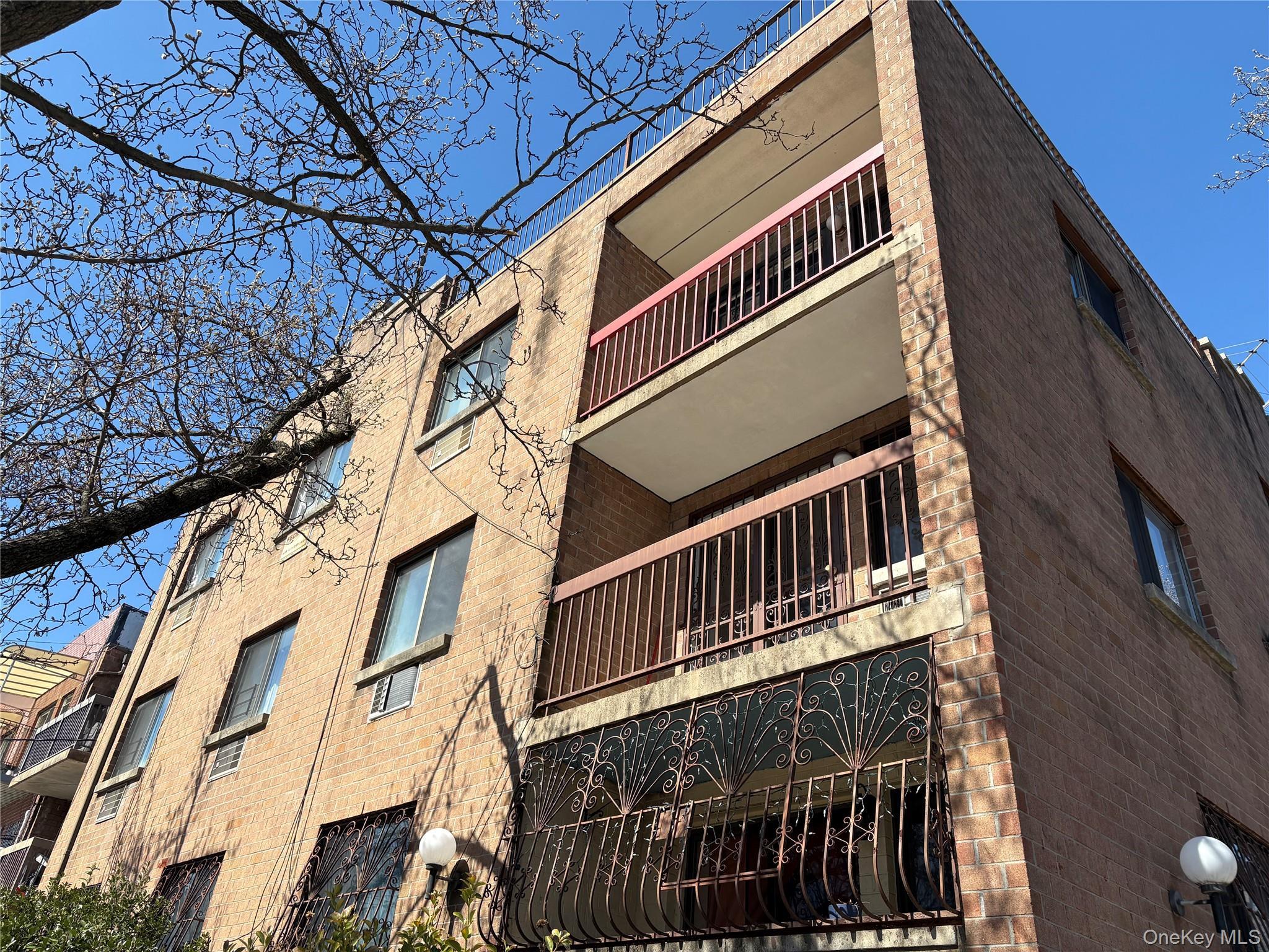 Condo Seabury  Queens, NY 11373, MLS-975307-20