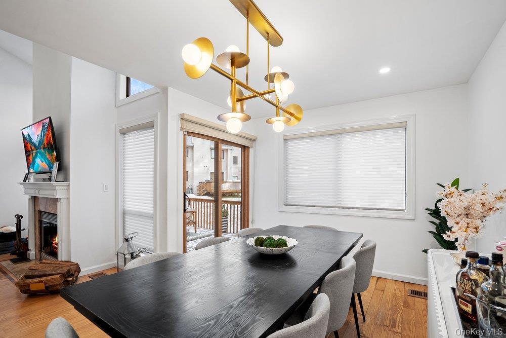 Condo Chestnut  Nassau County, NY 11797, MLS-975321-11