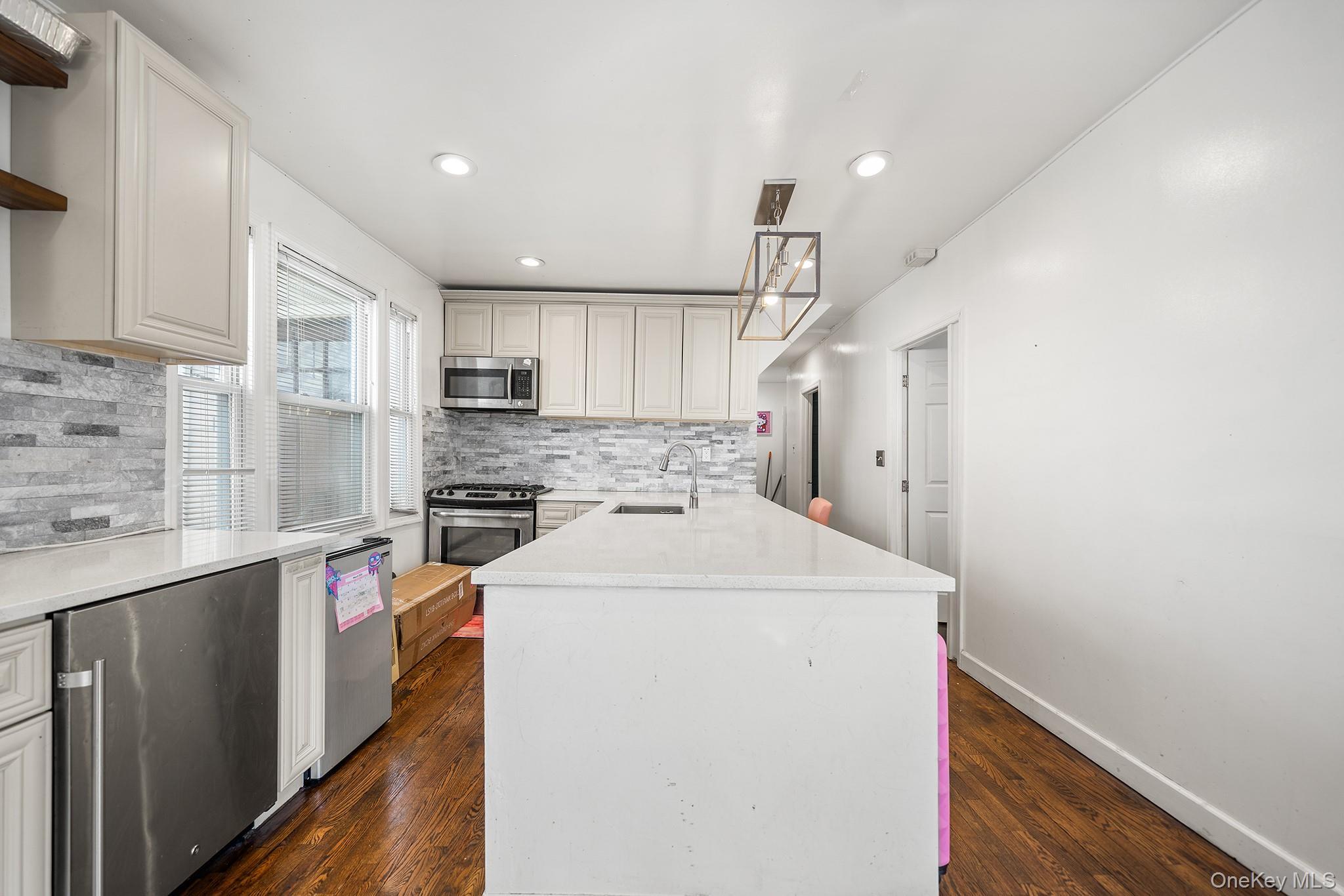 Single Family 139th Queens, NY 11436, MLS-975325-21