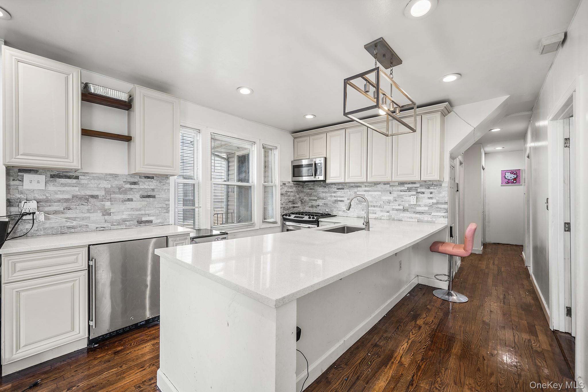 Single Family 139th Queens, NY 11436, MLS-975325-22