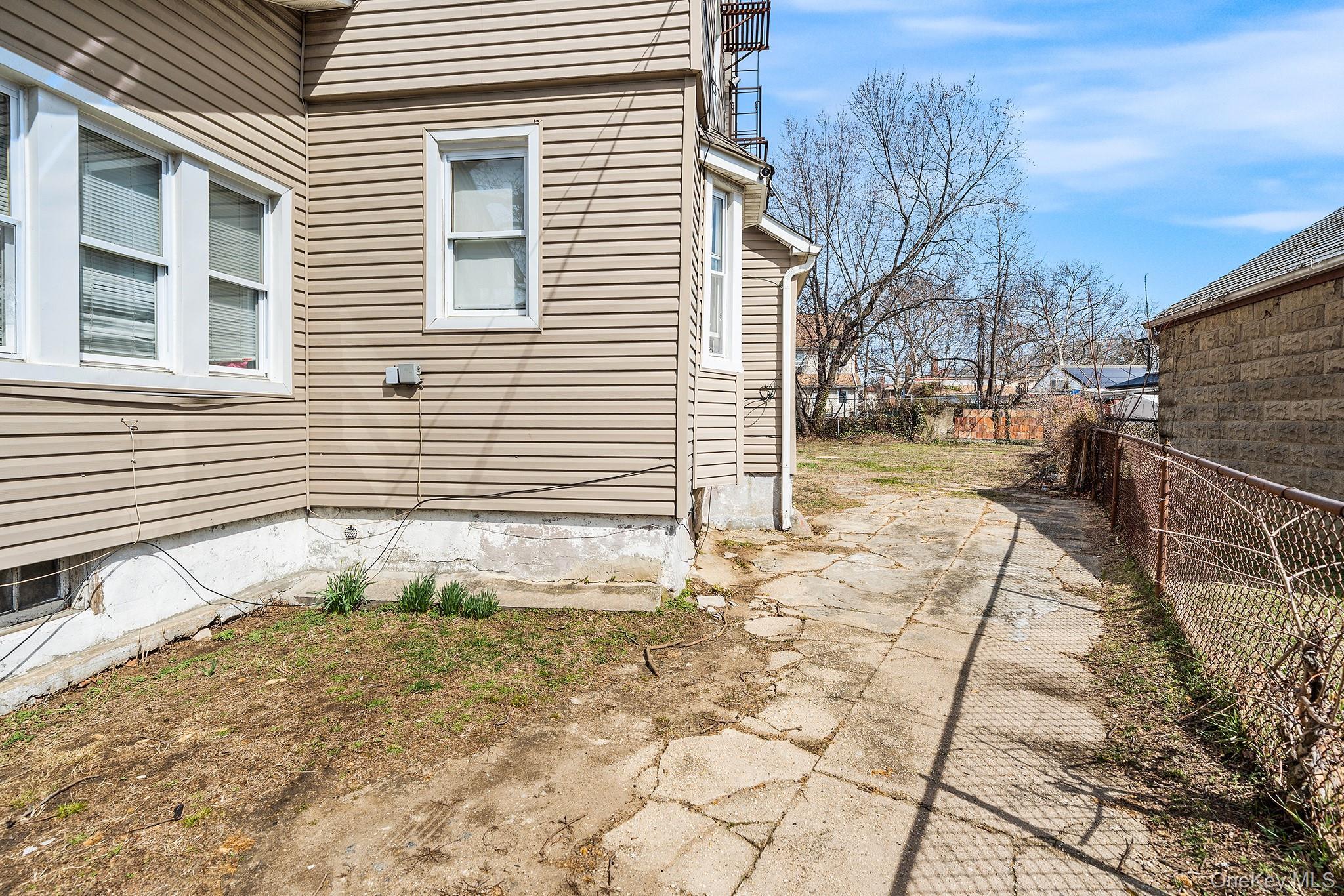 Single Family 139th Queens, NY 11436, MLS-975325-32